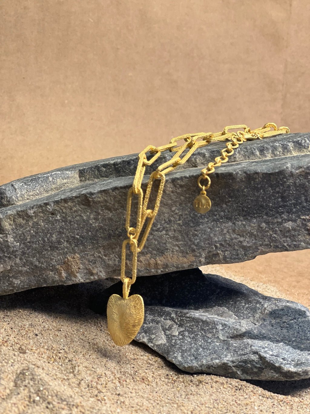 Linked Amour Drop Necklace - CiceroniNeckpieceThe Loom Art