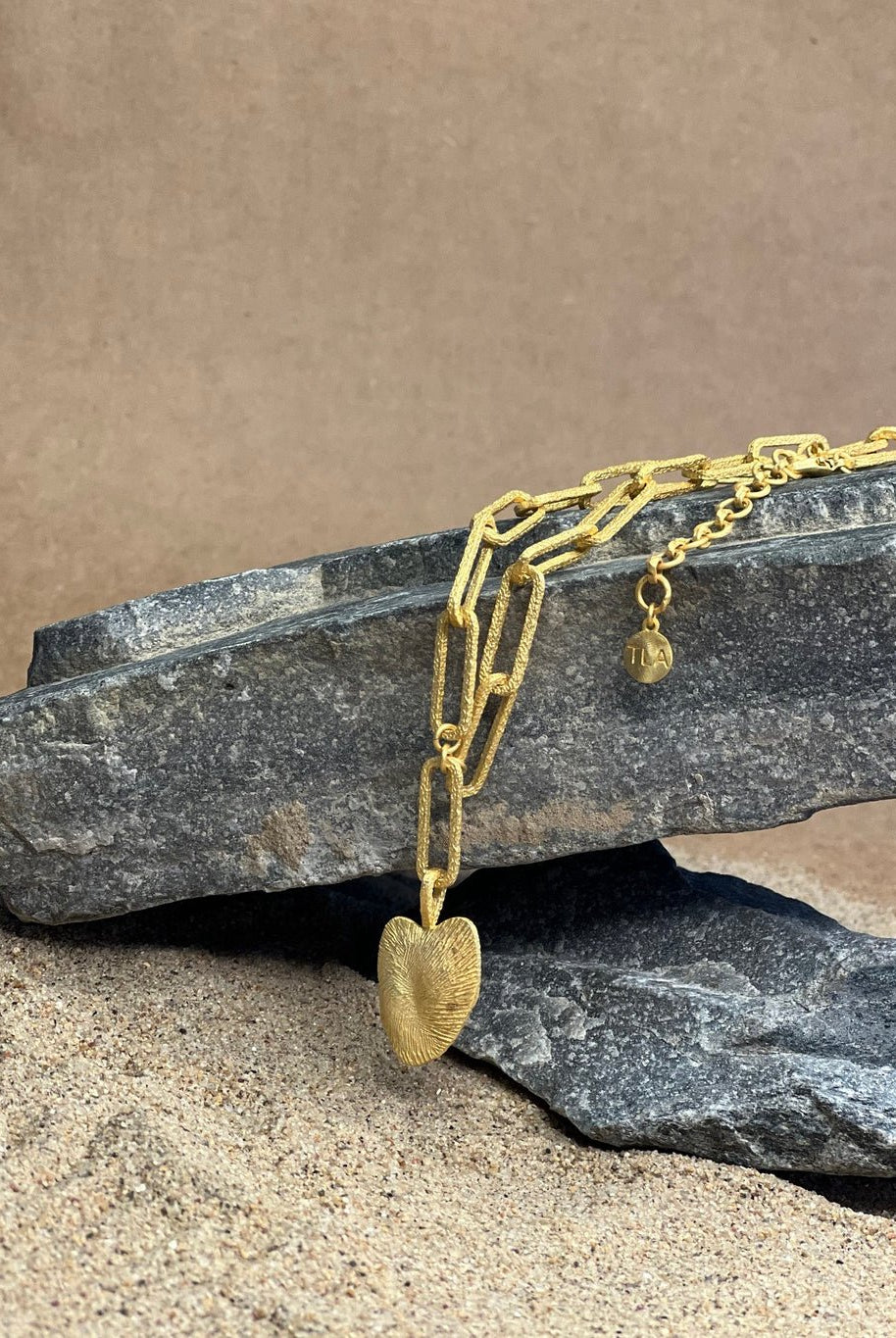 Linked Amour Drop Necklace - CiceroniNeckpieceThe Loom Art