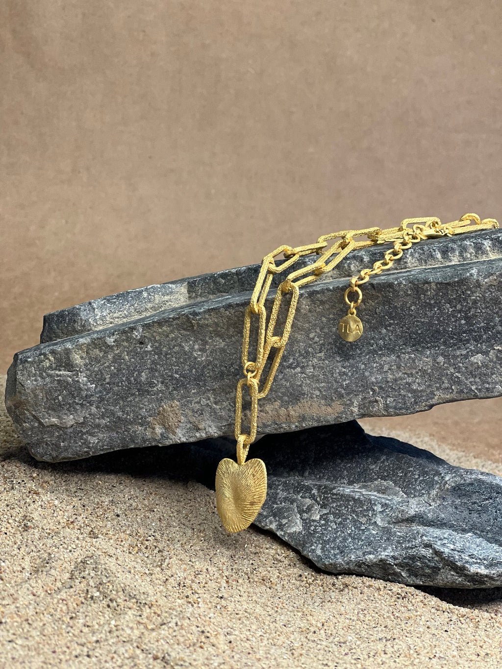 Linked Amour Drop Necklace - CiceroniNeckpieceThe Loom Art