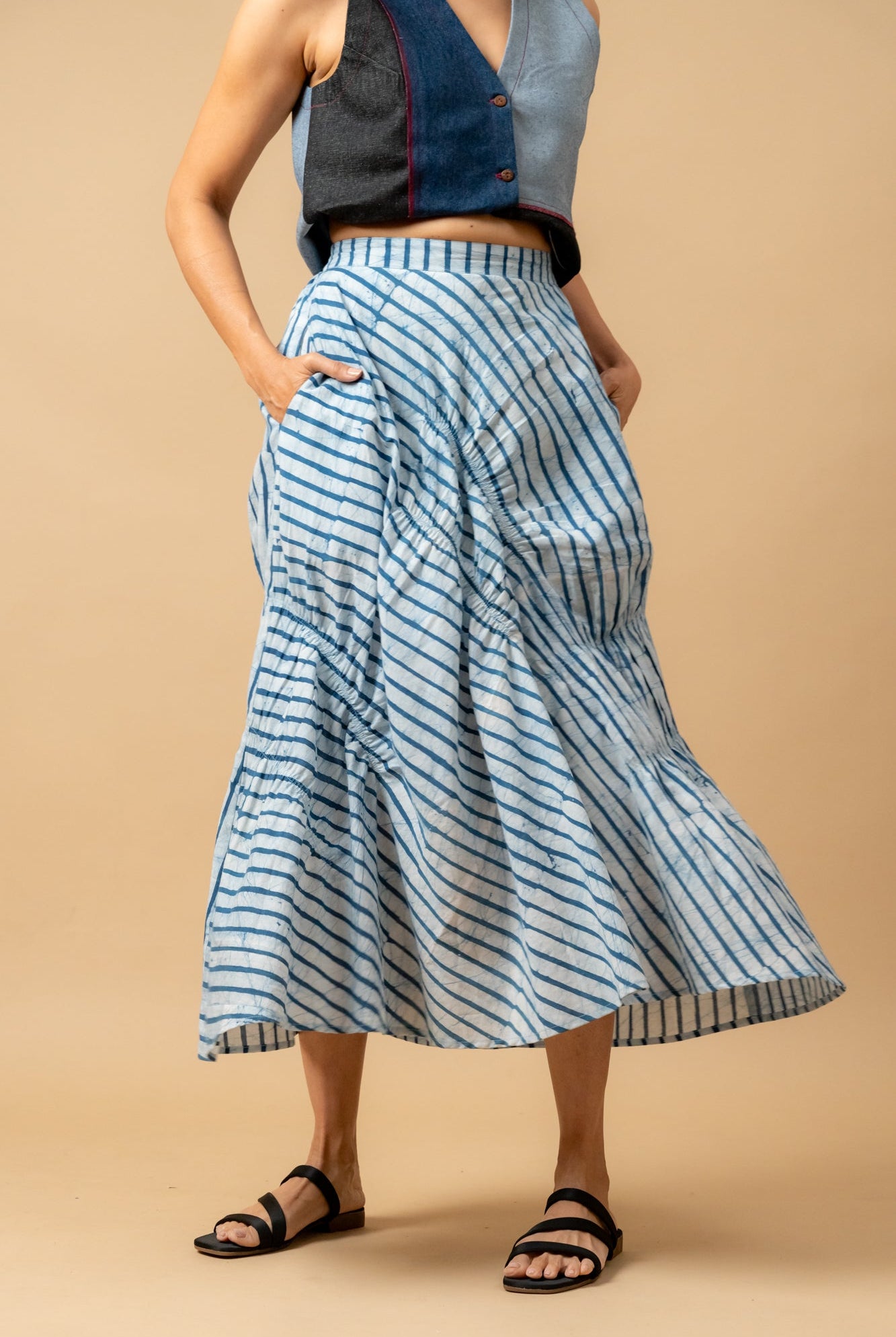 Lizzy Batik Stripes Skirt - CiceroniSkirtsDoodlage