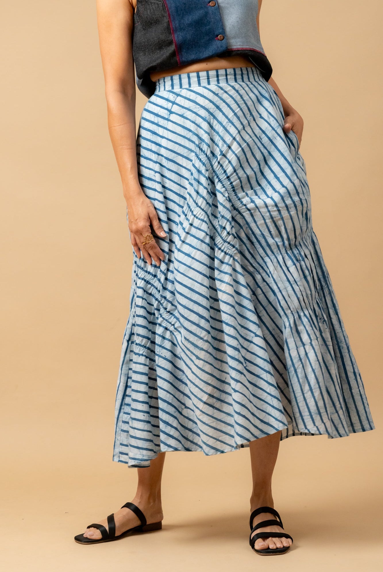 Lizzy Batik Stripes Skirt - CiceroniSkirtsDoodlage