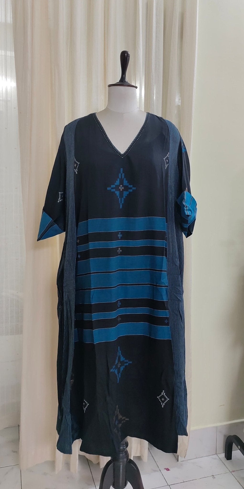 Loose Dress - Black Geometric - RTS - CiceroniDressesBhomra