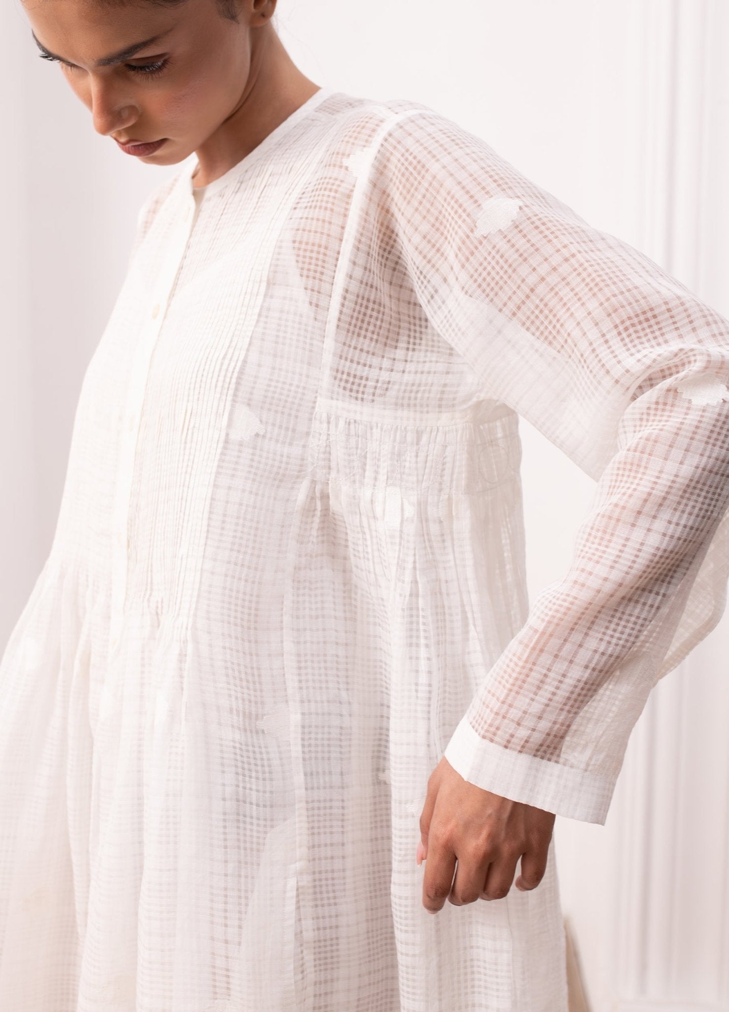 Lucie Rie Dress - White - CiceroniDressesHiranya