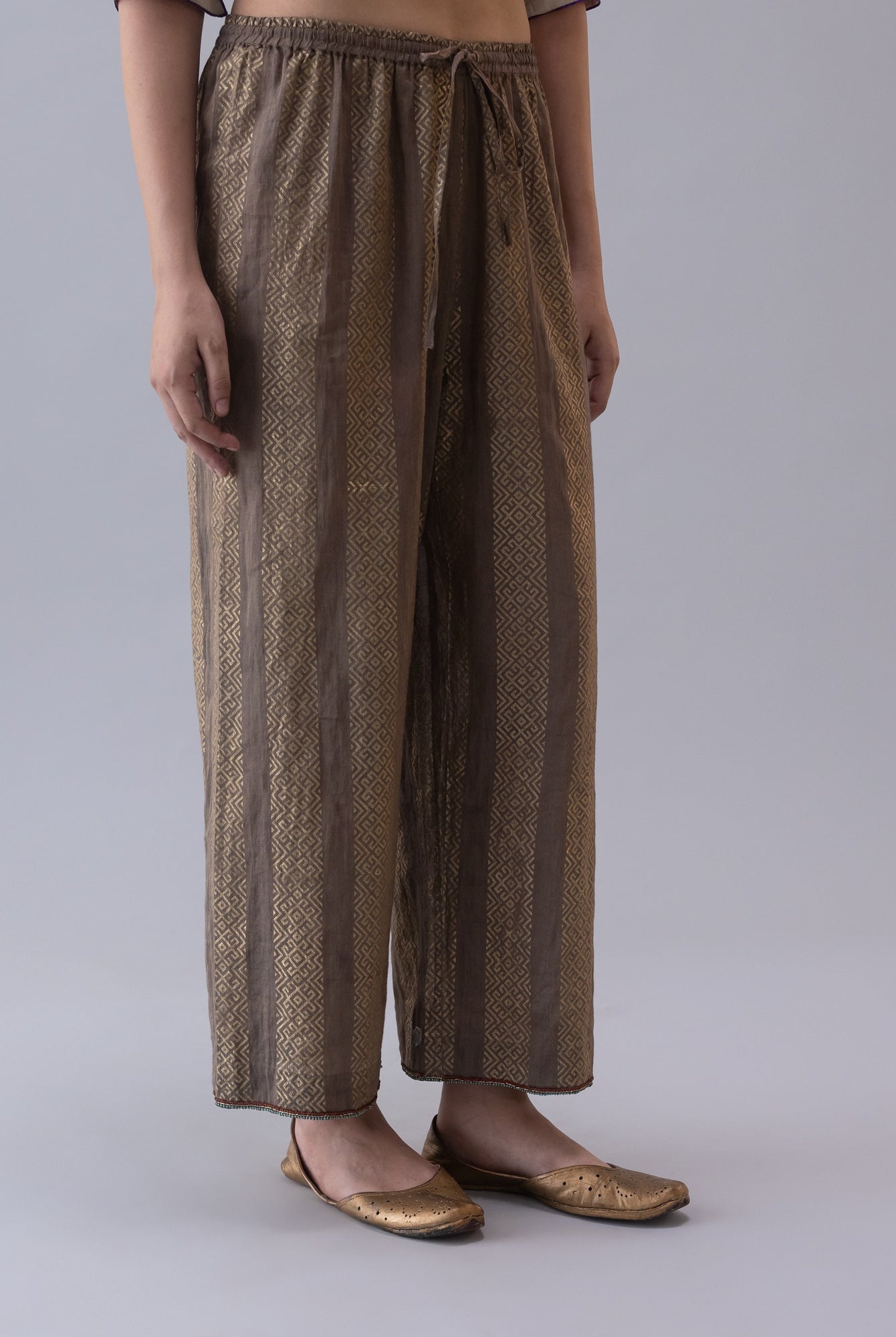 Lungta Charcoal Pyjama - CiceroniWomen PantsShades of India