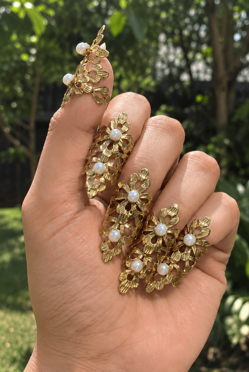Magnolia Nail Ring - CiceroniNail RingKalon Art Jewellery