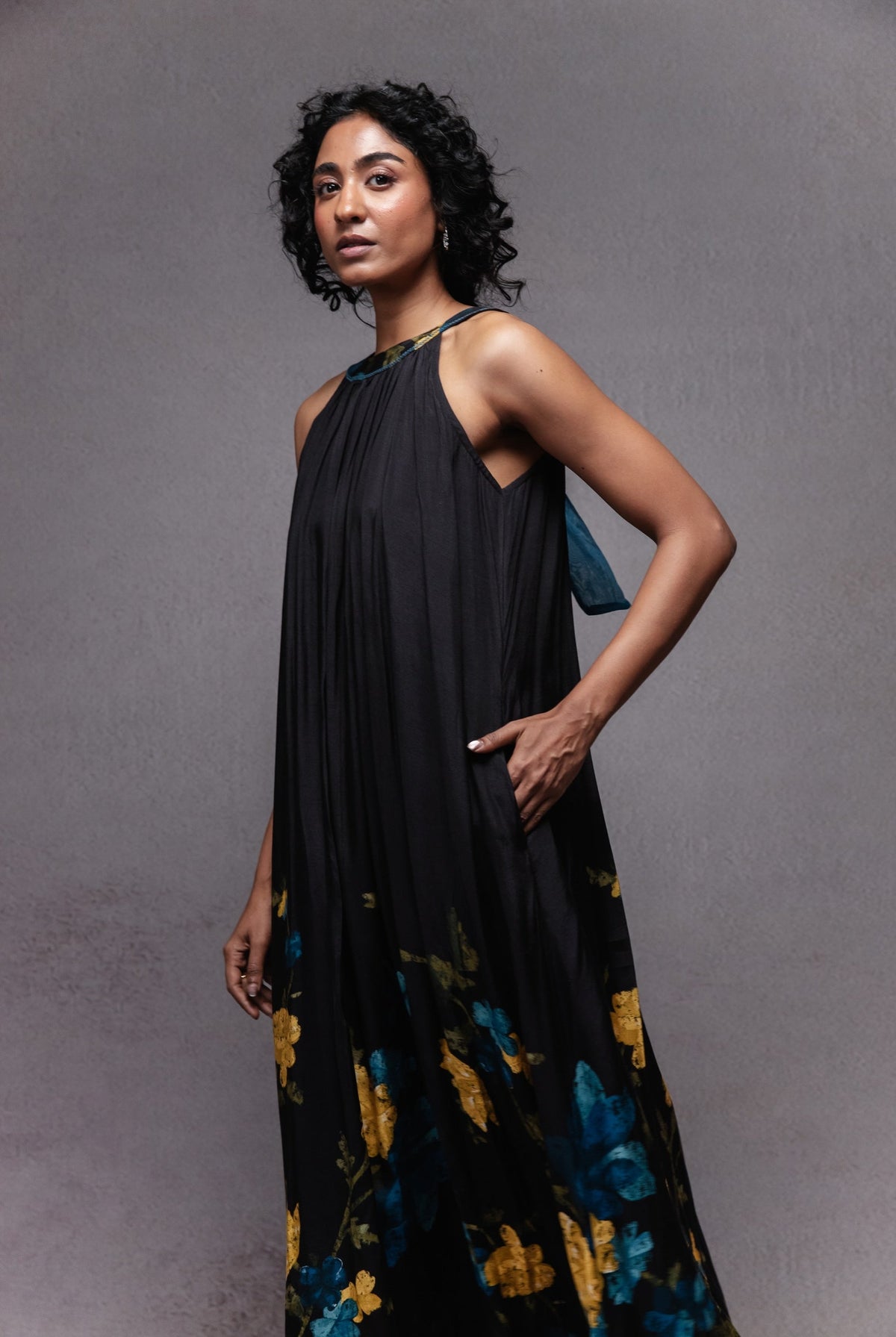 Malaiya Dress in Black - CiceroniDressesSubbah