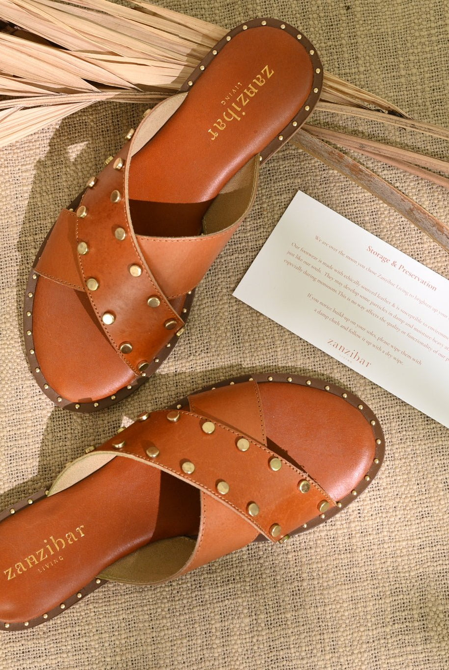 Marlborough Rivet - Tan - CiceroniFlatsZanzibar Living