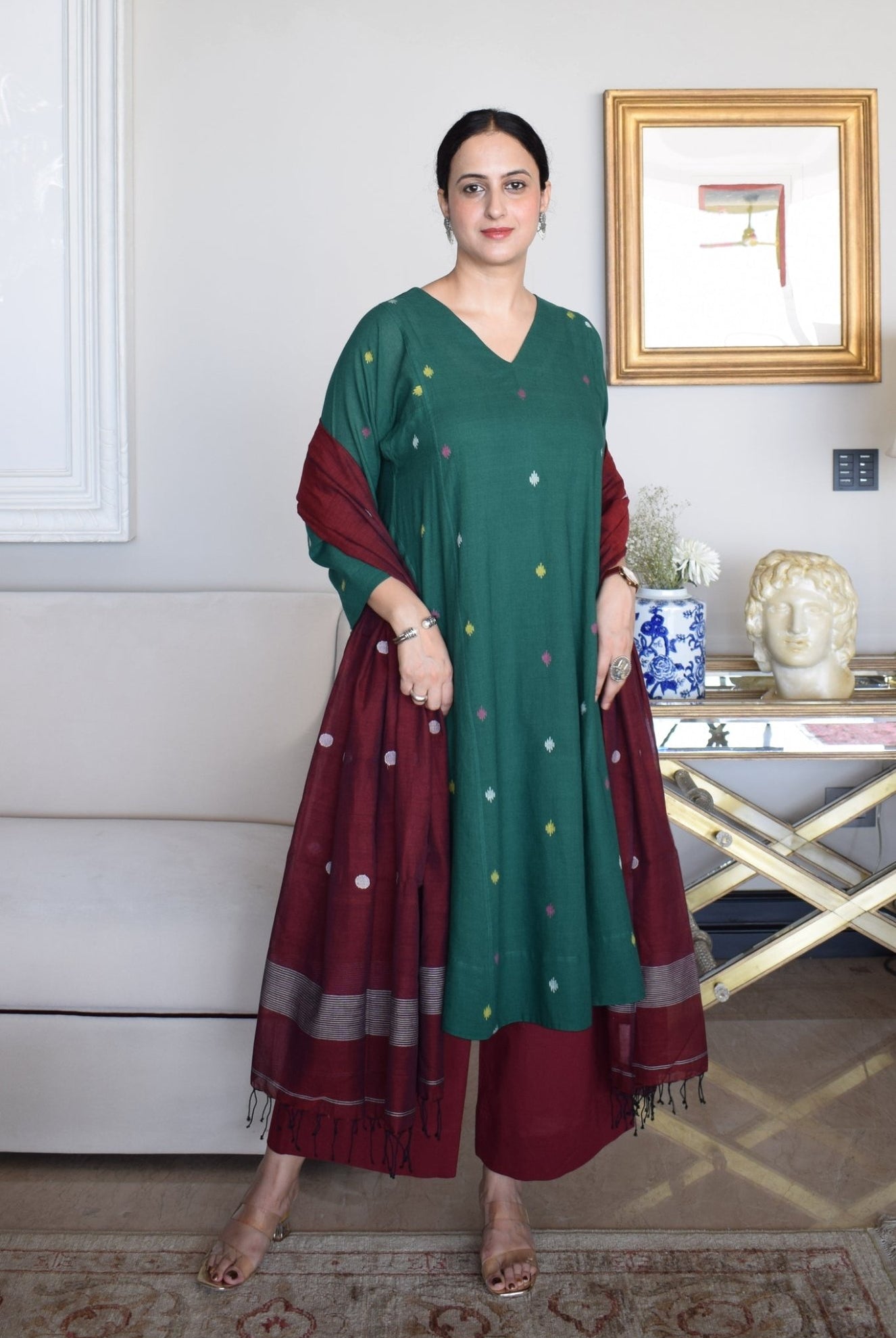 Maroon Handwoven Jamdani Dupatta - CiceroniDupattaHouse of Moxa