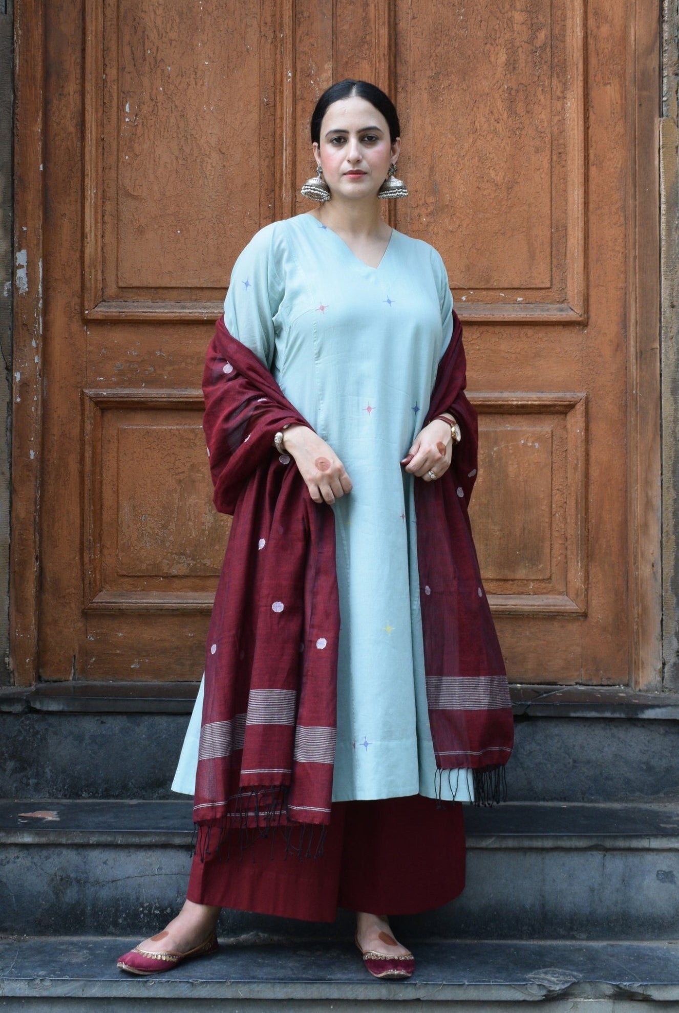 Maroon Handwoven Jamdani Dupatta - CiceroniDupattaHouse of Moxa
