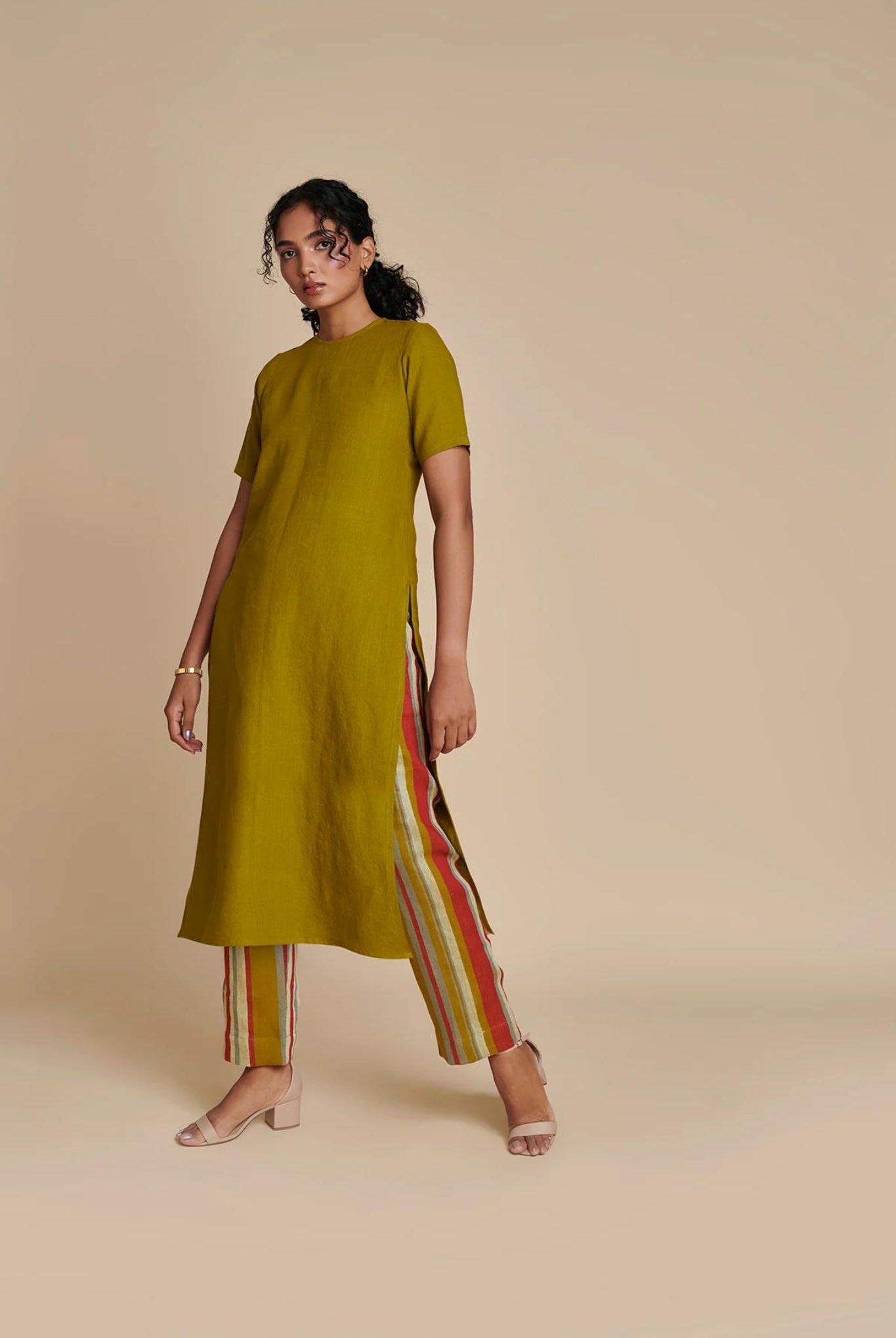 Mehendi Linen Half Sleeves Kurta Set - CiceroniKurta SetSaphed