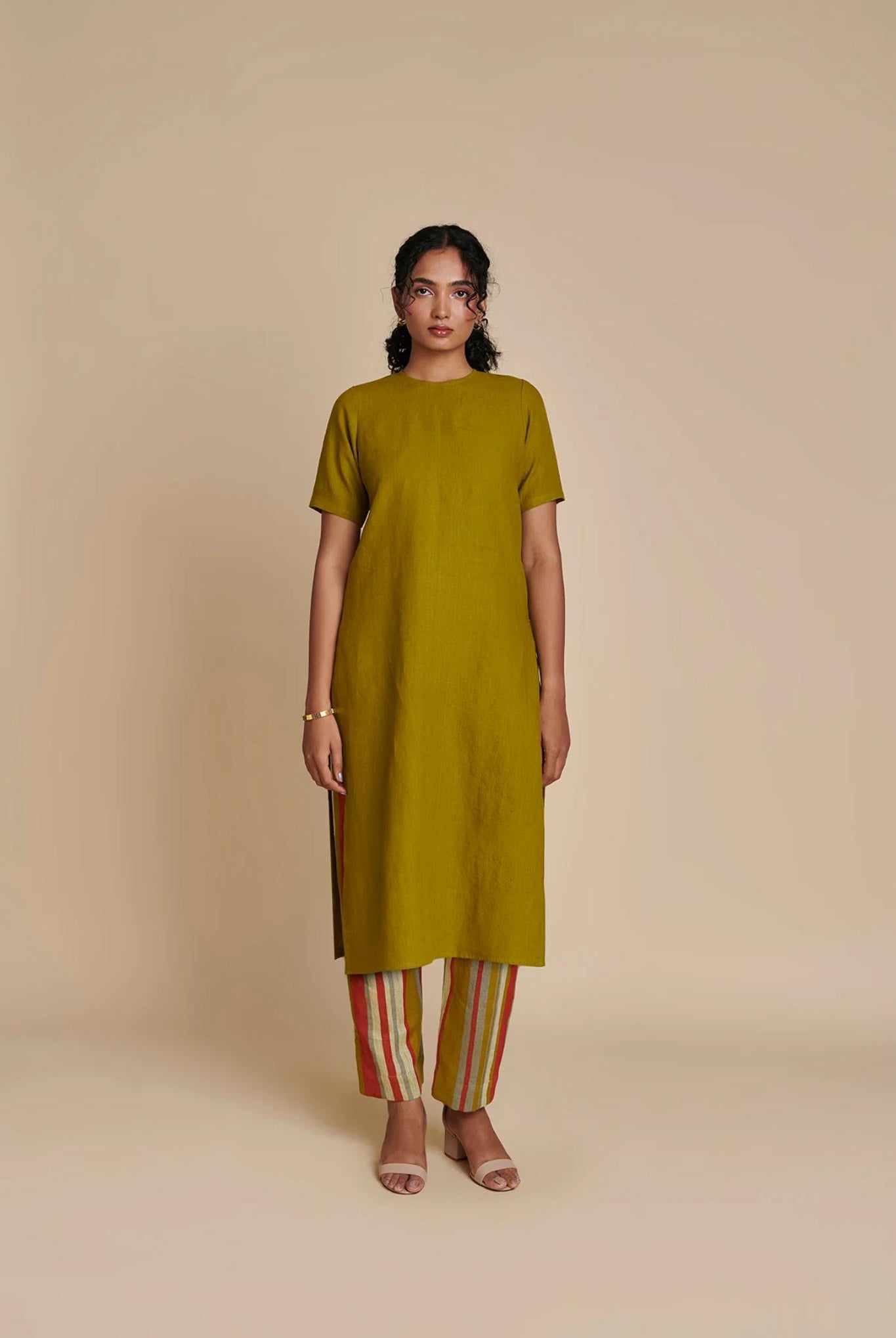 Mehendi Linen Half Sleeves Kurta Set - CiceroniKurta SetSaphed