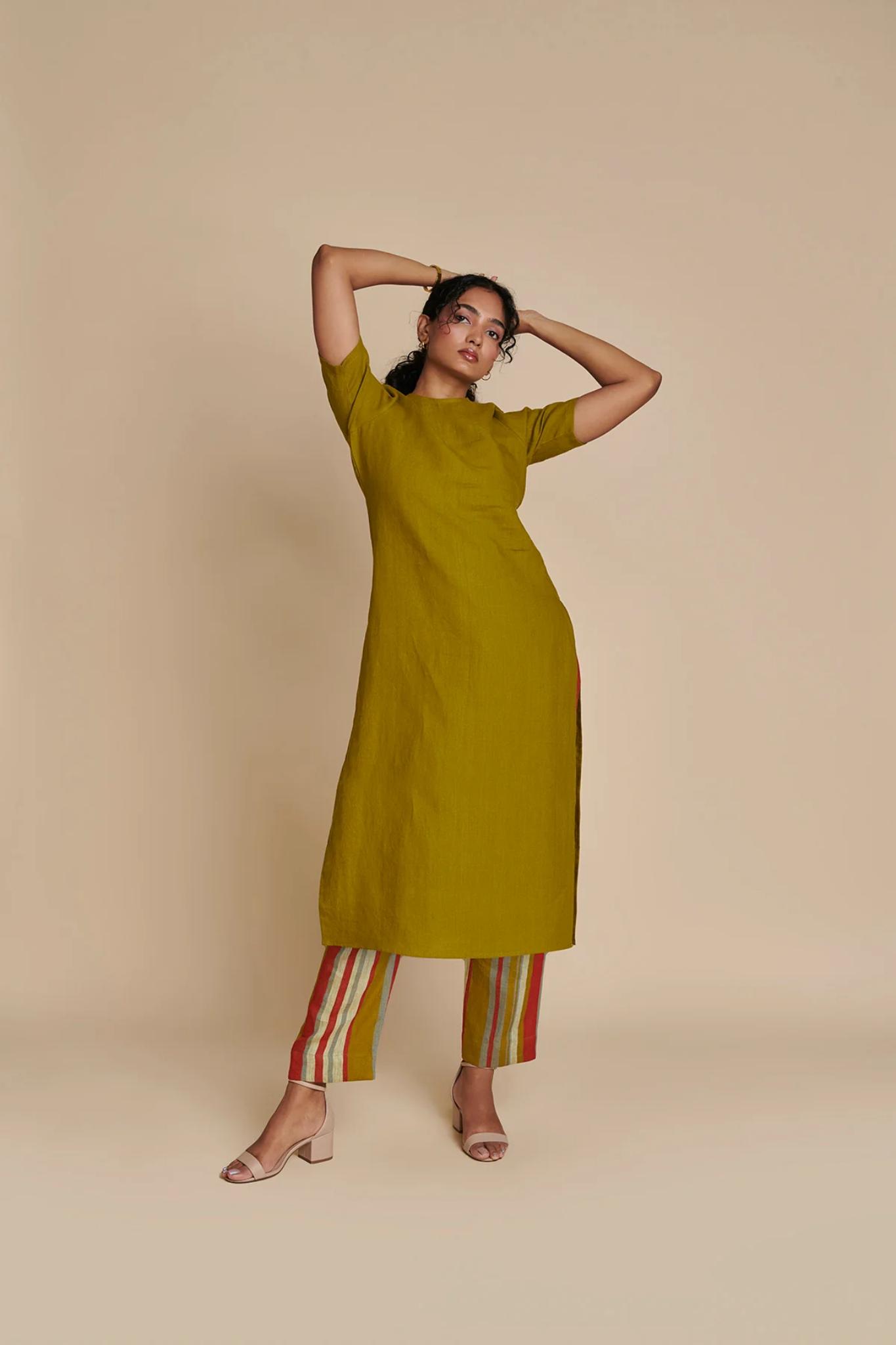 Mehendi Linen Half Sleeves Kurta Set - CiceroniKurta SetSaphed
