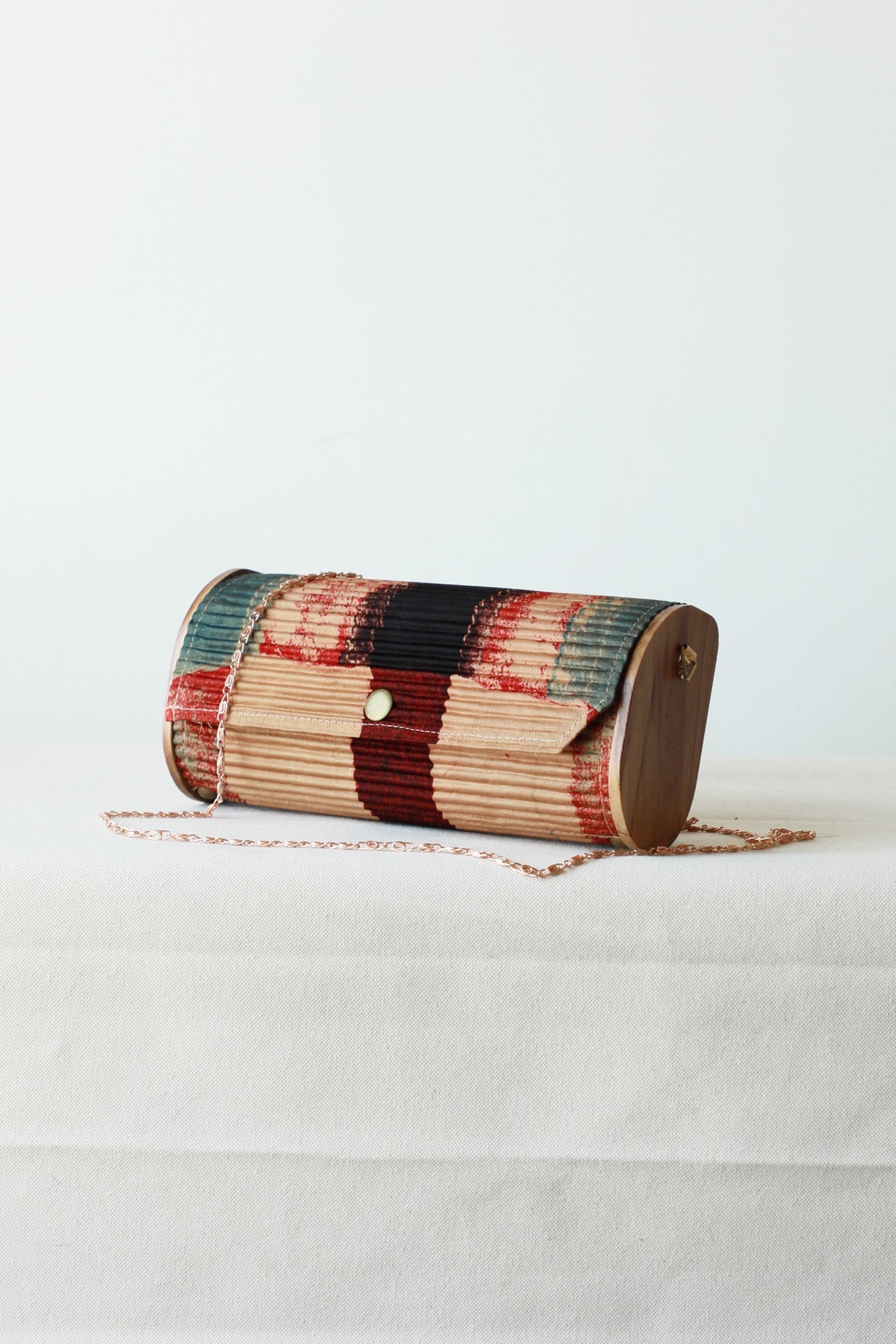 Meshi Upcycled Mini Clutch - CiceroniClutchLukka Chuppi