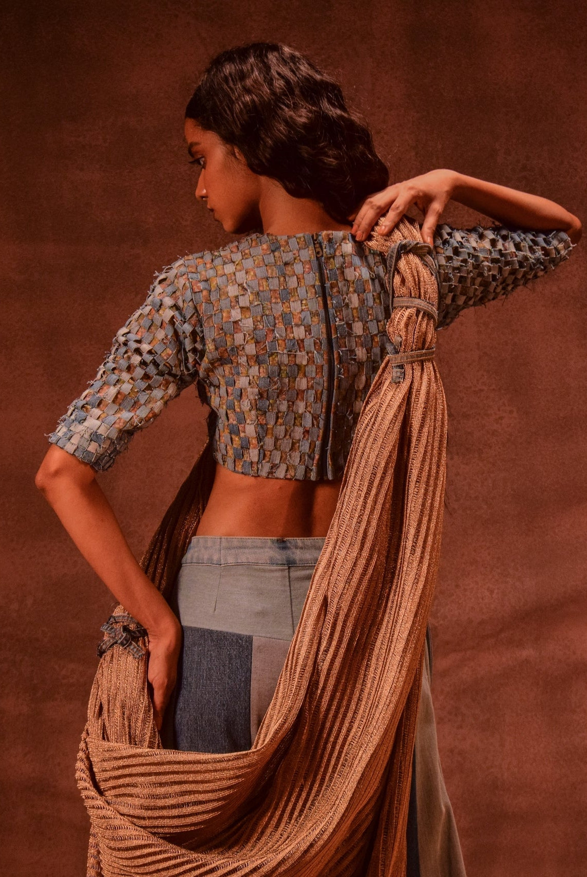 Metallic Knit Saree - CiceroniSareeAnam Husain