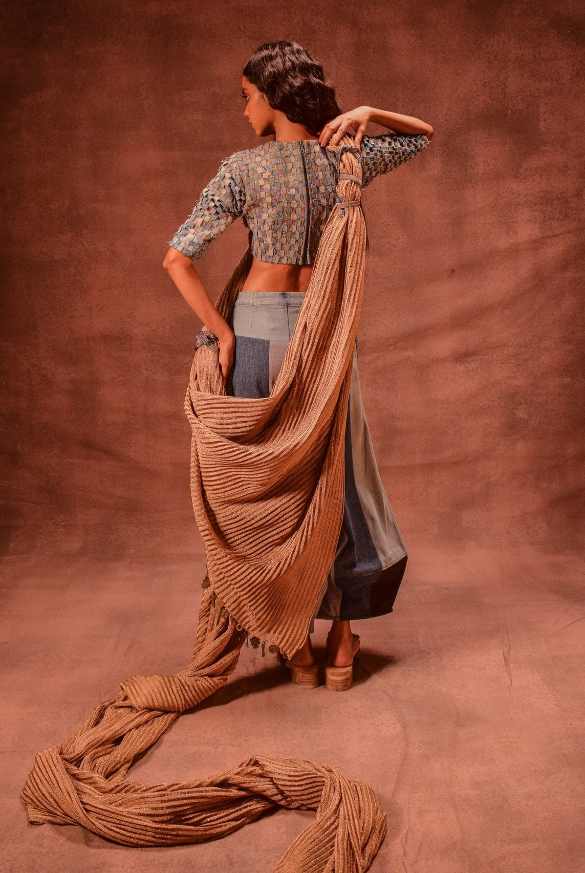 Metallic Knit Saree - CiceroniSareeAnam Husain