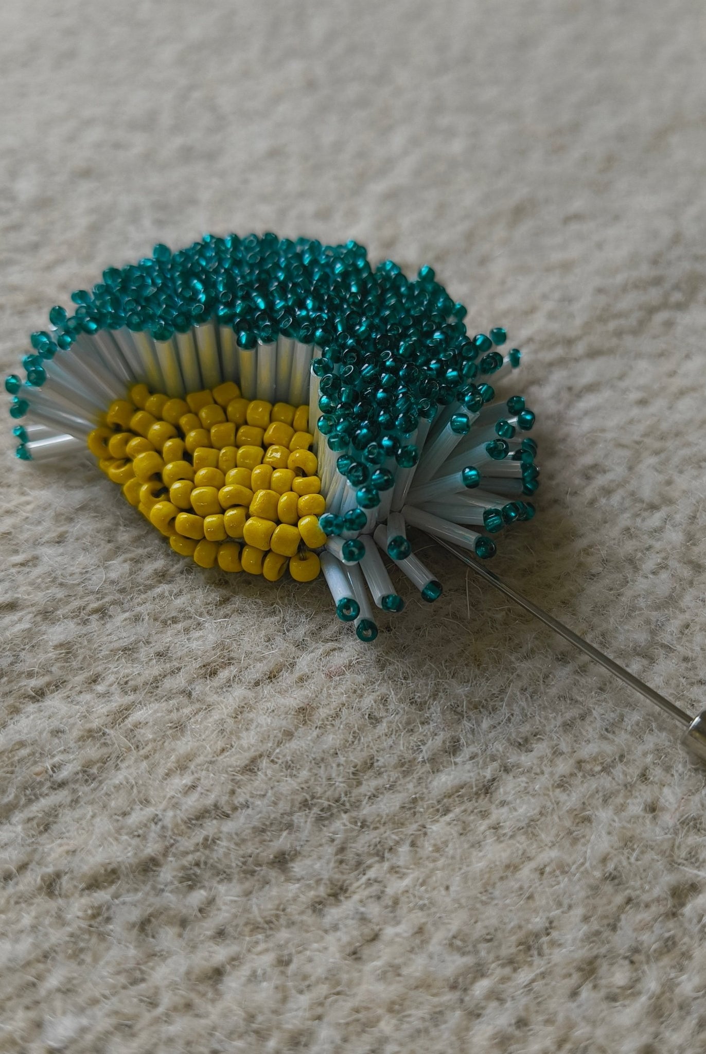 Midnight Bloom Brooch - Green - CiceroniBroochBandish