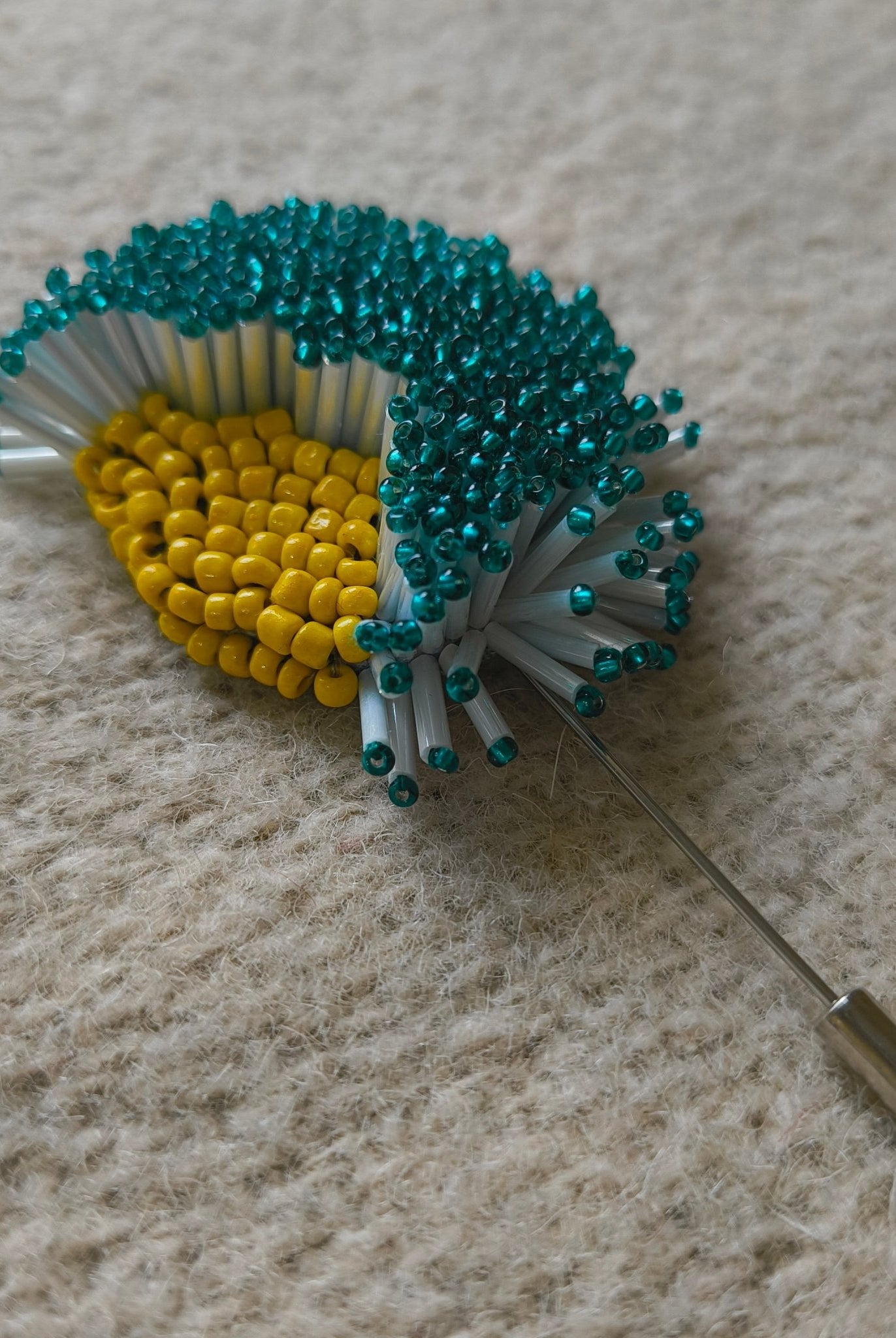 Midnight Bloom Brooch - Green - CiceroniBroochBandish