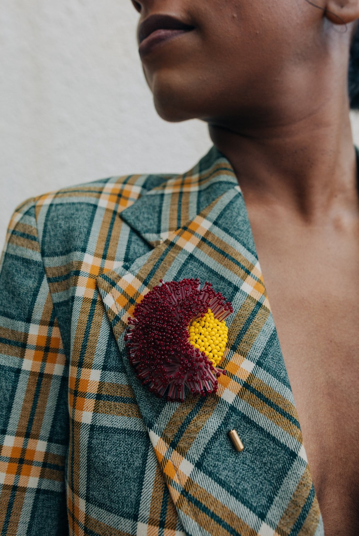 Midnight Bloom Brooch - Red - CiceroniBroochBandish