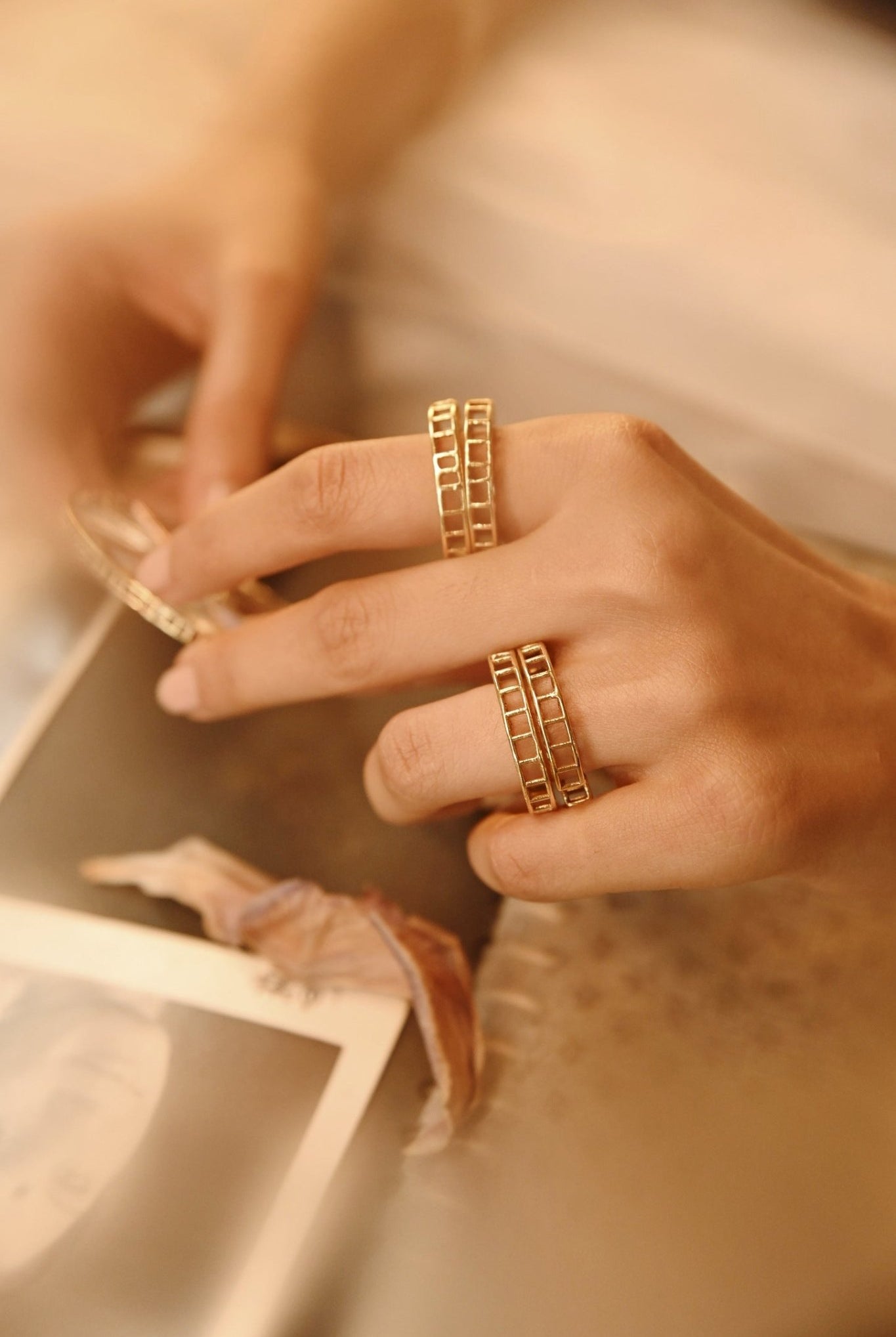 Mini Enso Ring - CiceroniRingsThe Fabulist