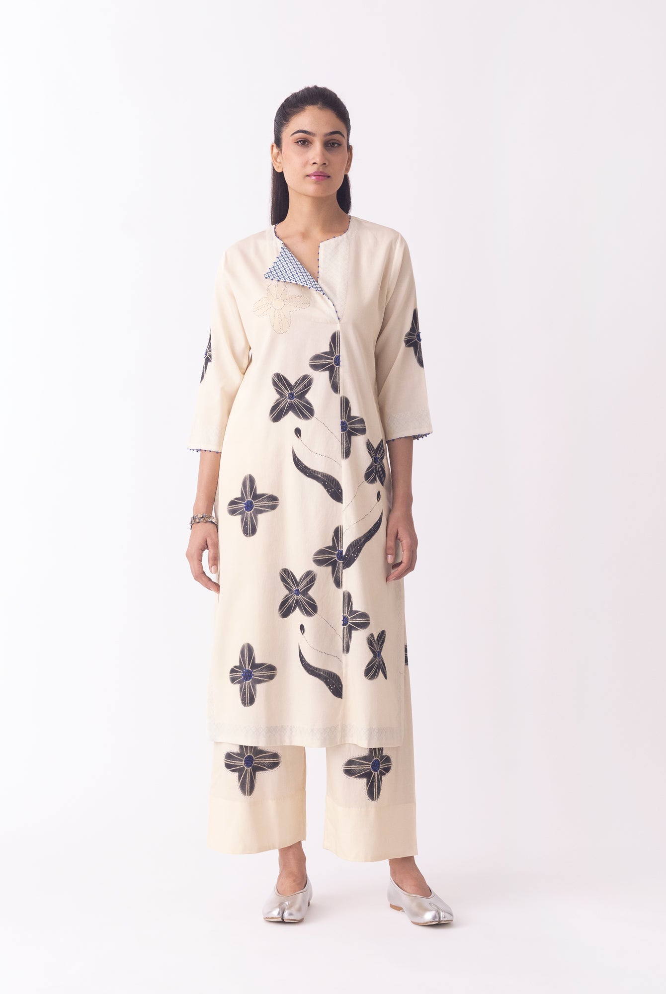 Misaki Kurta - CiceroniKaftanShades of India