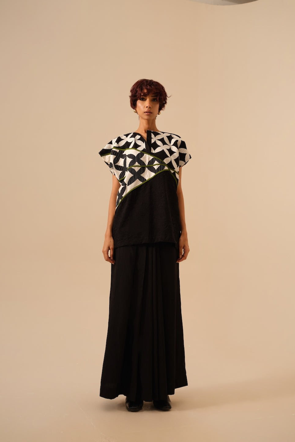 Mist Top - Black - CiceroniTopsStoique