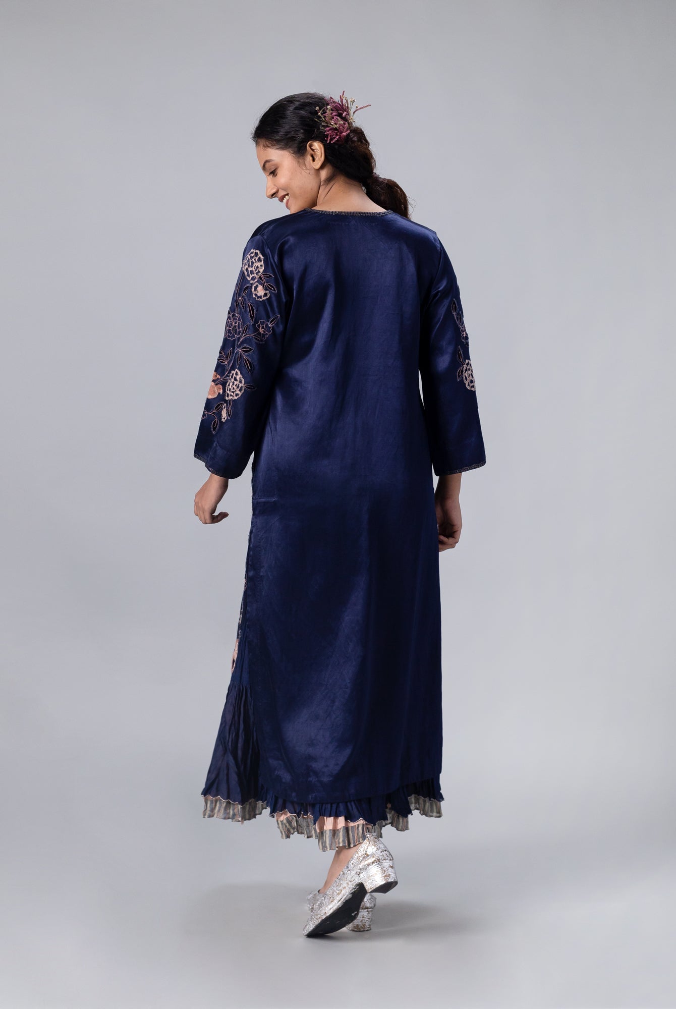 Mogra Navy Kurta - CiceroniKurtaShades of India
