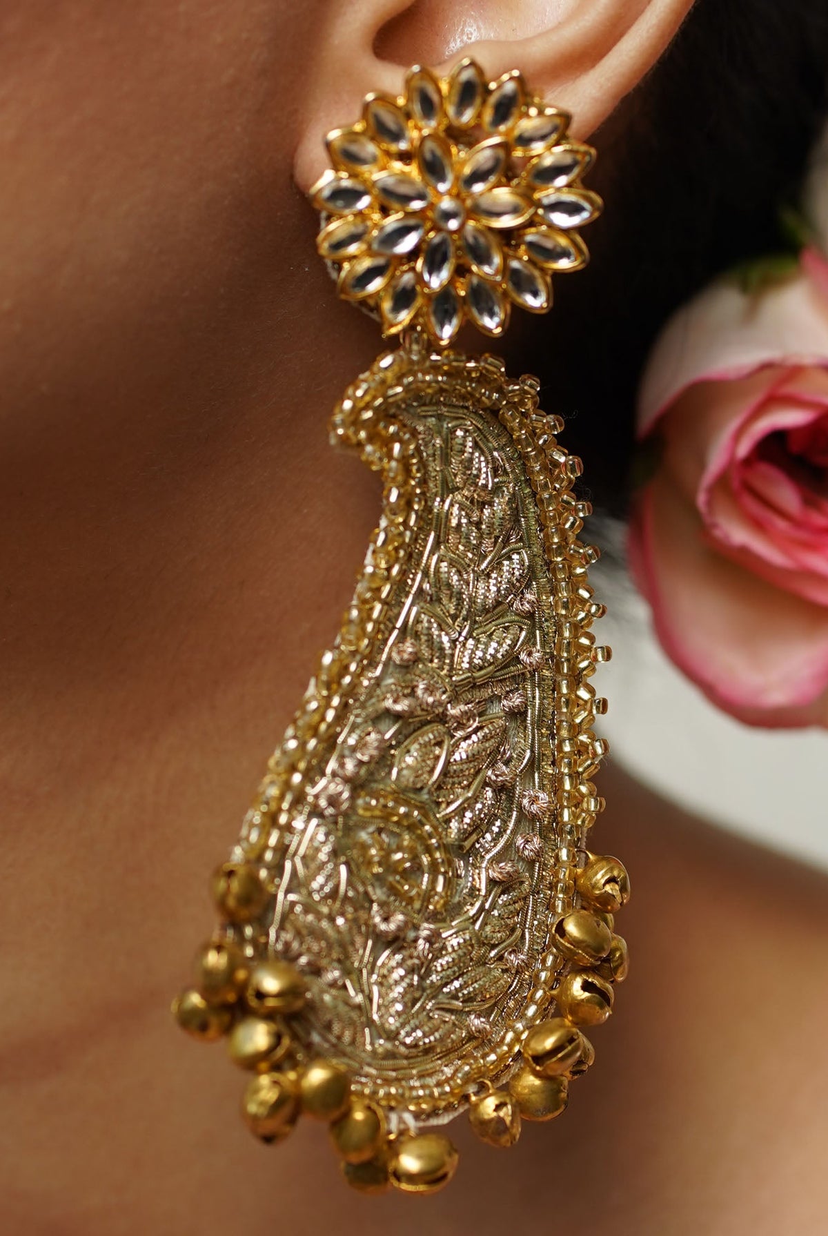 Moirra – Heer Earring, Creame and Gold Statement Earring - CiceroniEarringsMoirra