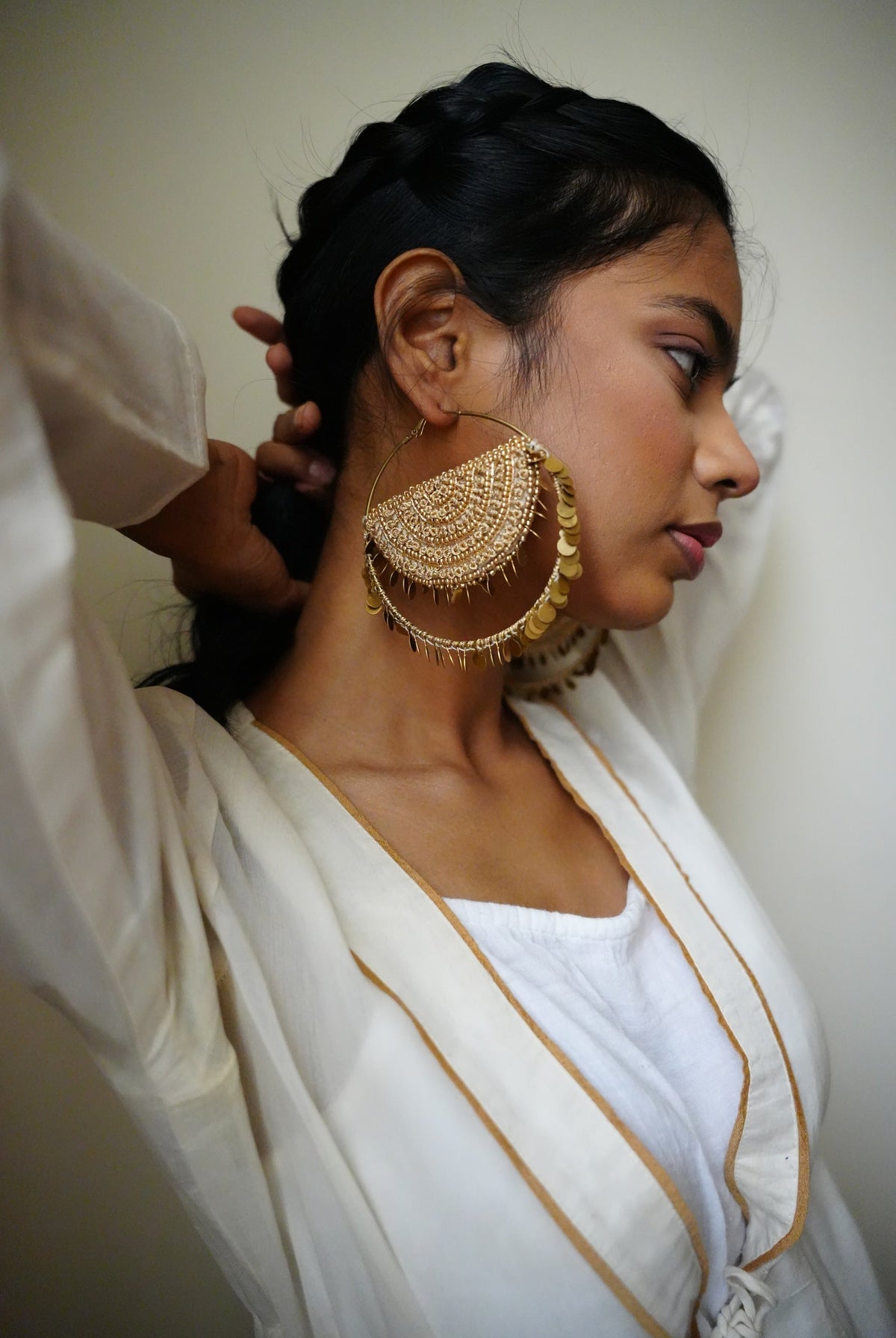 Moirra – Sikka Bali Gold Hoop - CiceroniEarringsMoirra