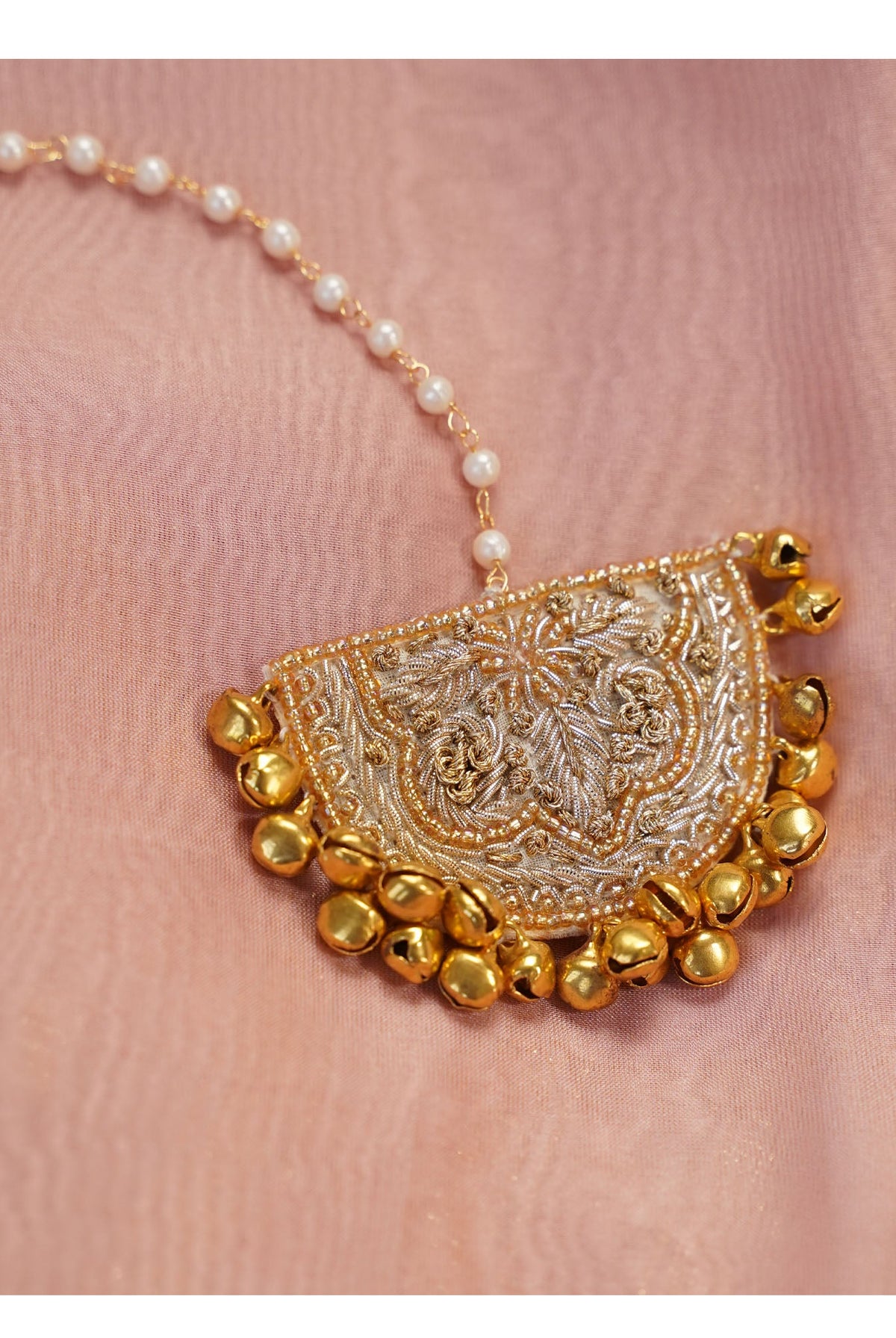 Moirra – Sundari Creame and Gold Maangtika - CiceroniHair AccessoriesMoirra