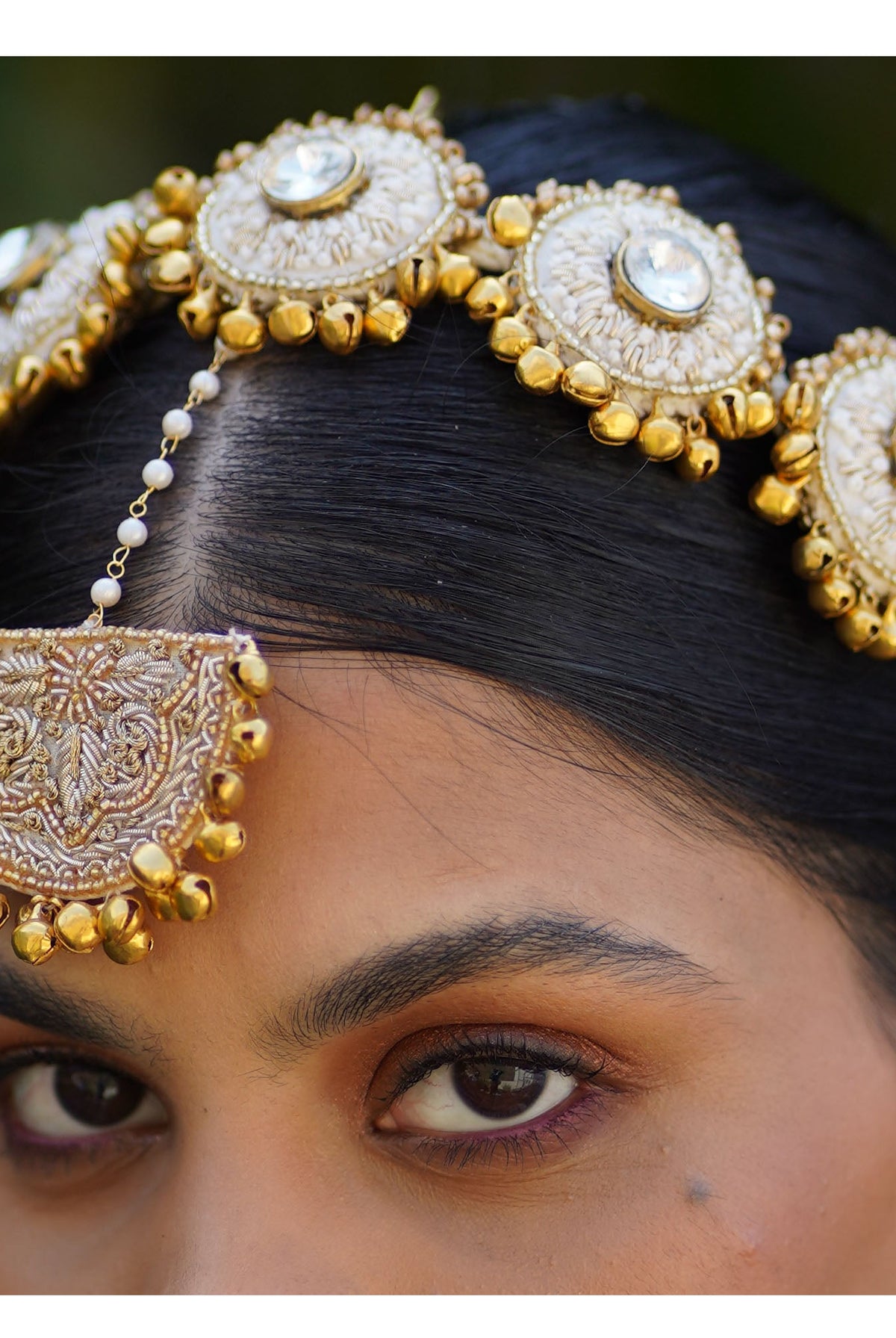 Moirra – Sundari Creame and Gold Maangtika - CiceroniHair AccessoriesMoirra