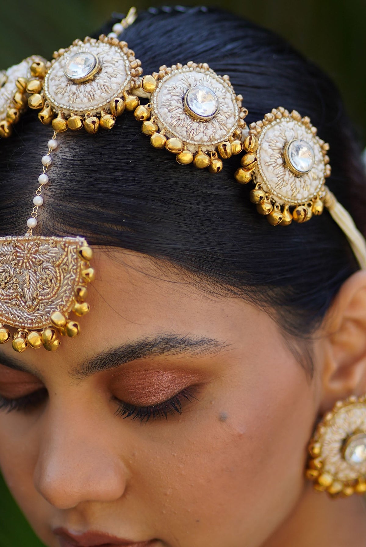Moirra – Sundari,creame and gold classic choker - CiceroniNeckpieceMoirra