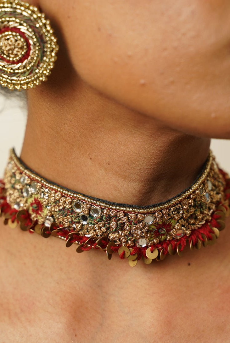 Moirra – Umaid,Black and Maroon Mirror choker - CiceroniNeckpieceMoirra