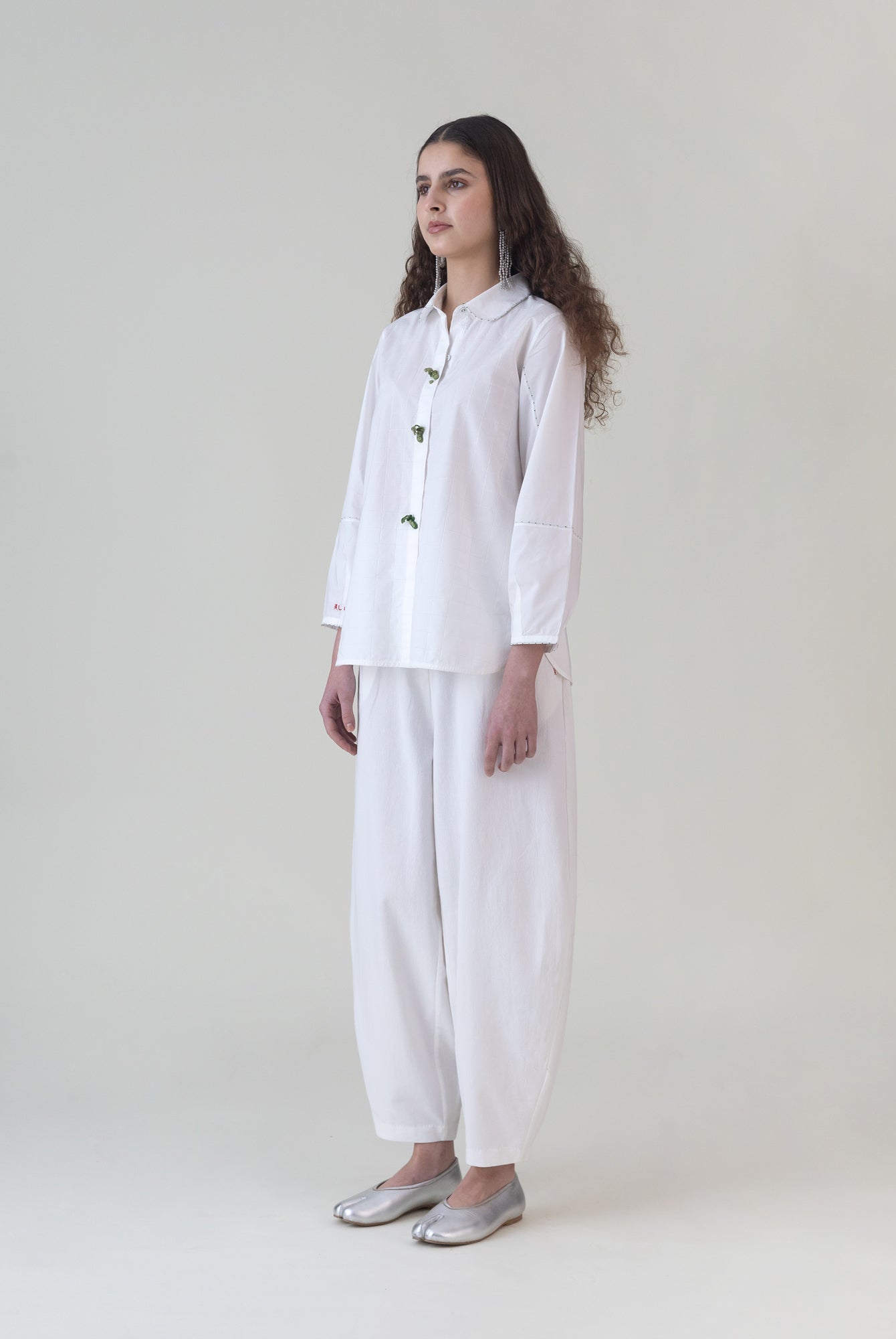 Momoiro White Shirt - CiceroniWomen ShirtsShades of India