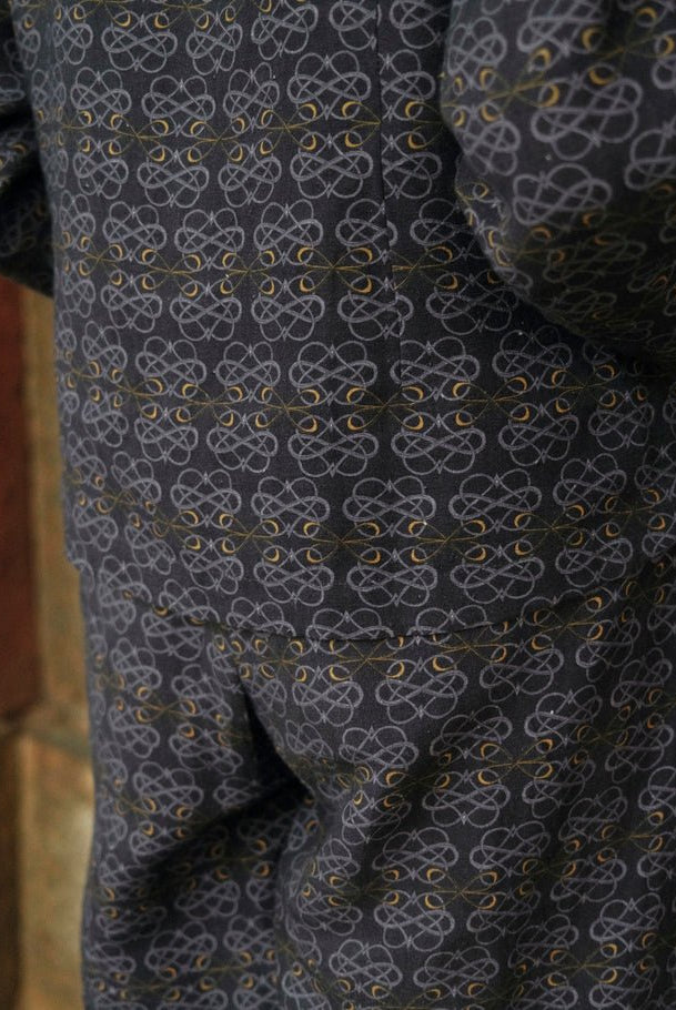 Monk Top in AC Jaal Navy Linen - CiceroniTopsNikyta's Workroom