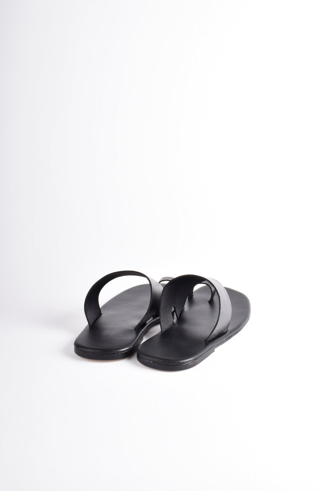 Monochrome Open Toe Chappals - CiceroniFlatsSlomotion