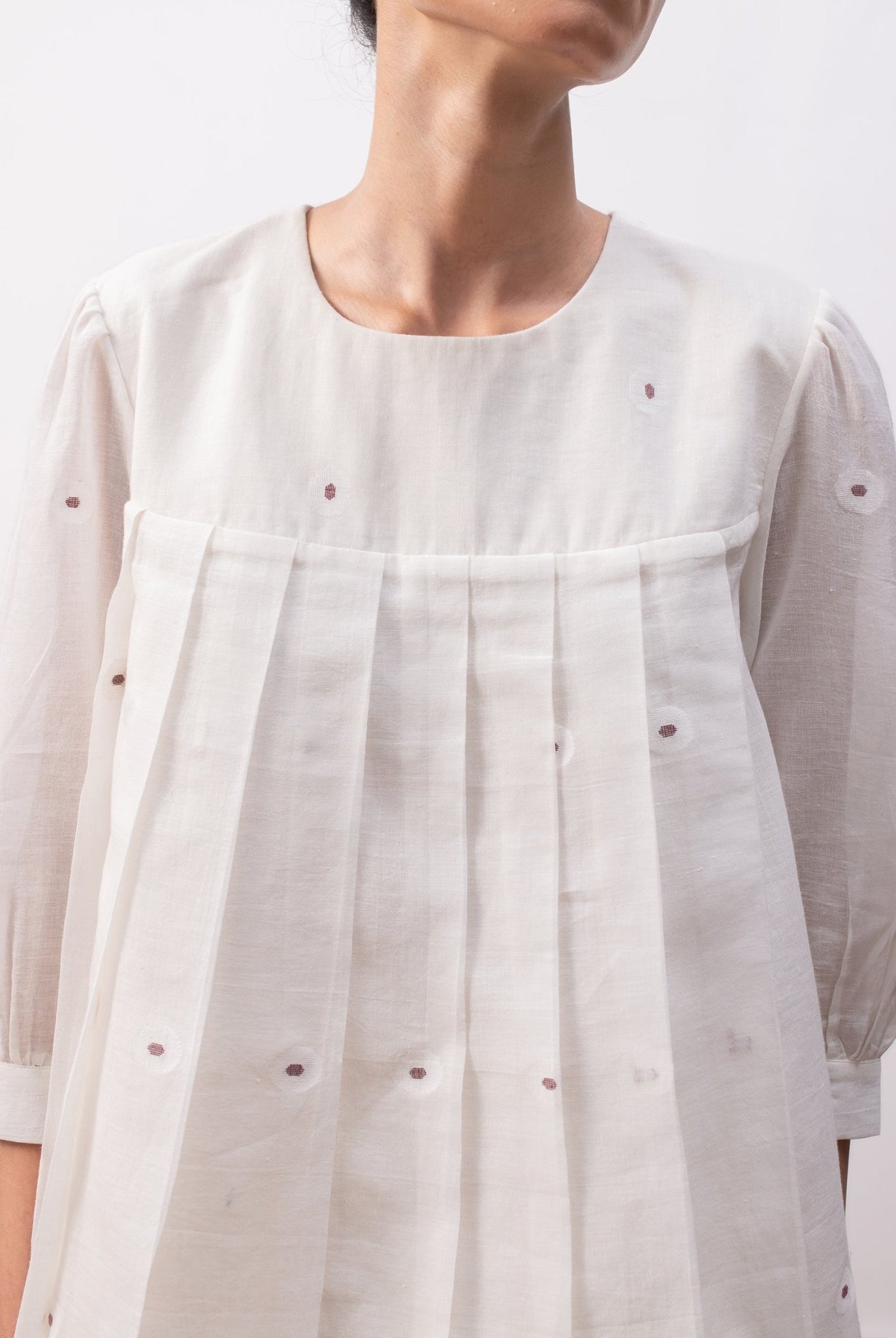 Morisot Jamdani Co - ord - Soft White - CiceroniSkirt SetHiranya