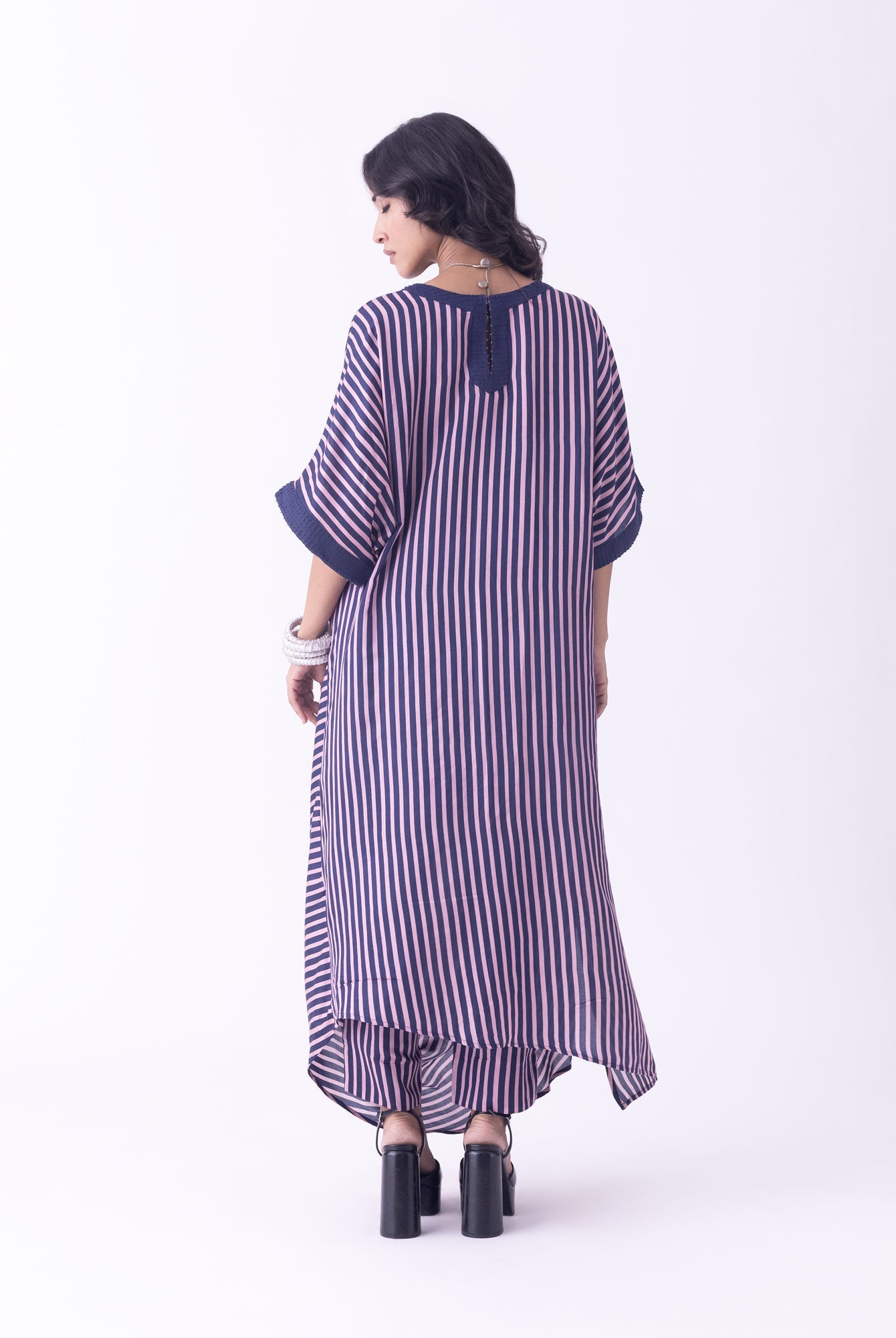 Mrinala Kaftan - CiceroniKaftanShades of India