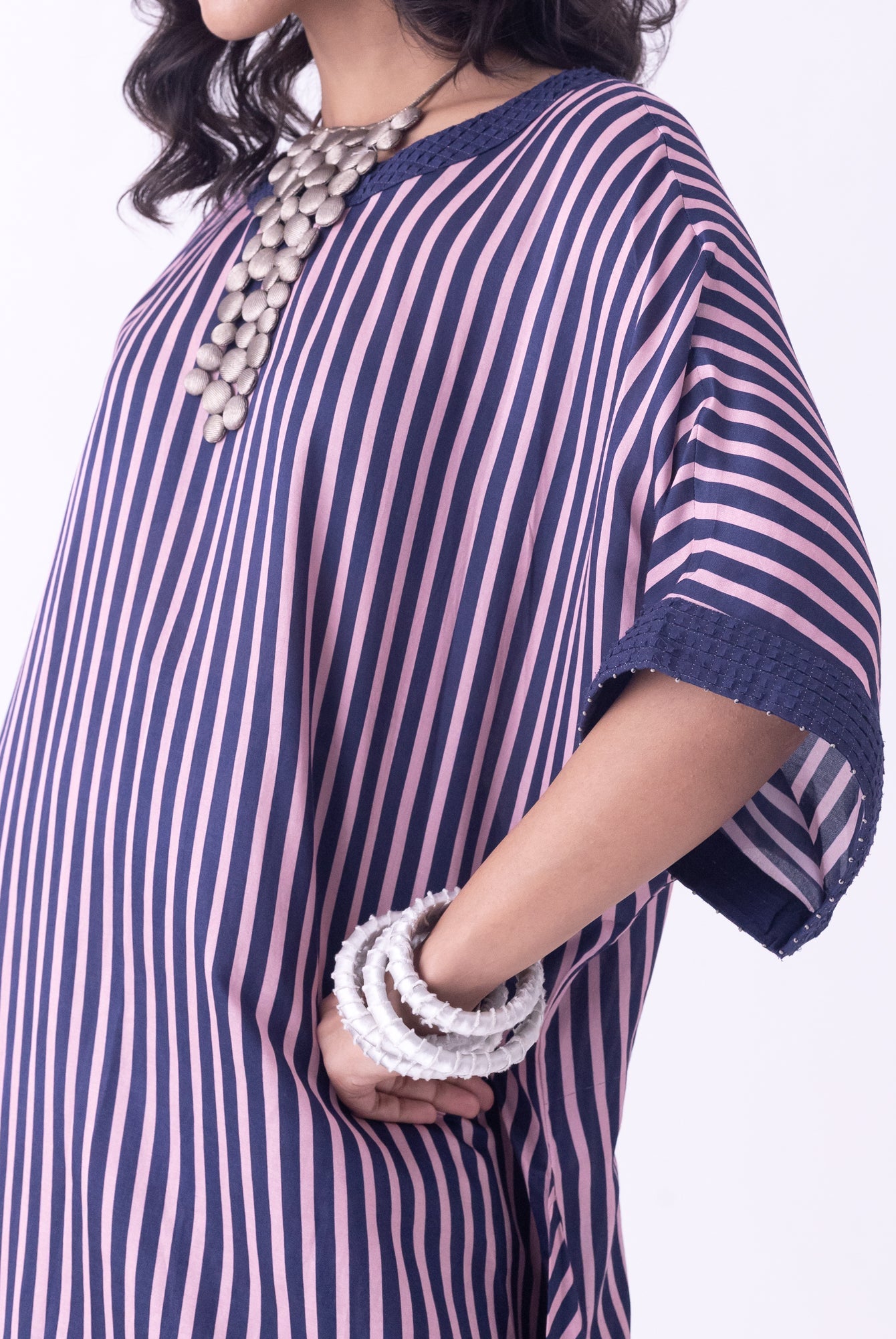 Mrinala Kaftan - CiceroniKaftanShades of India