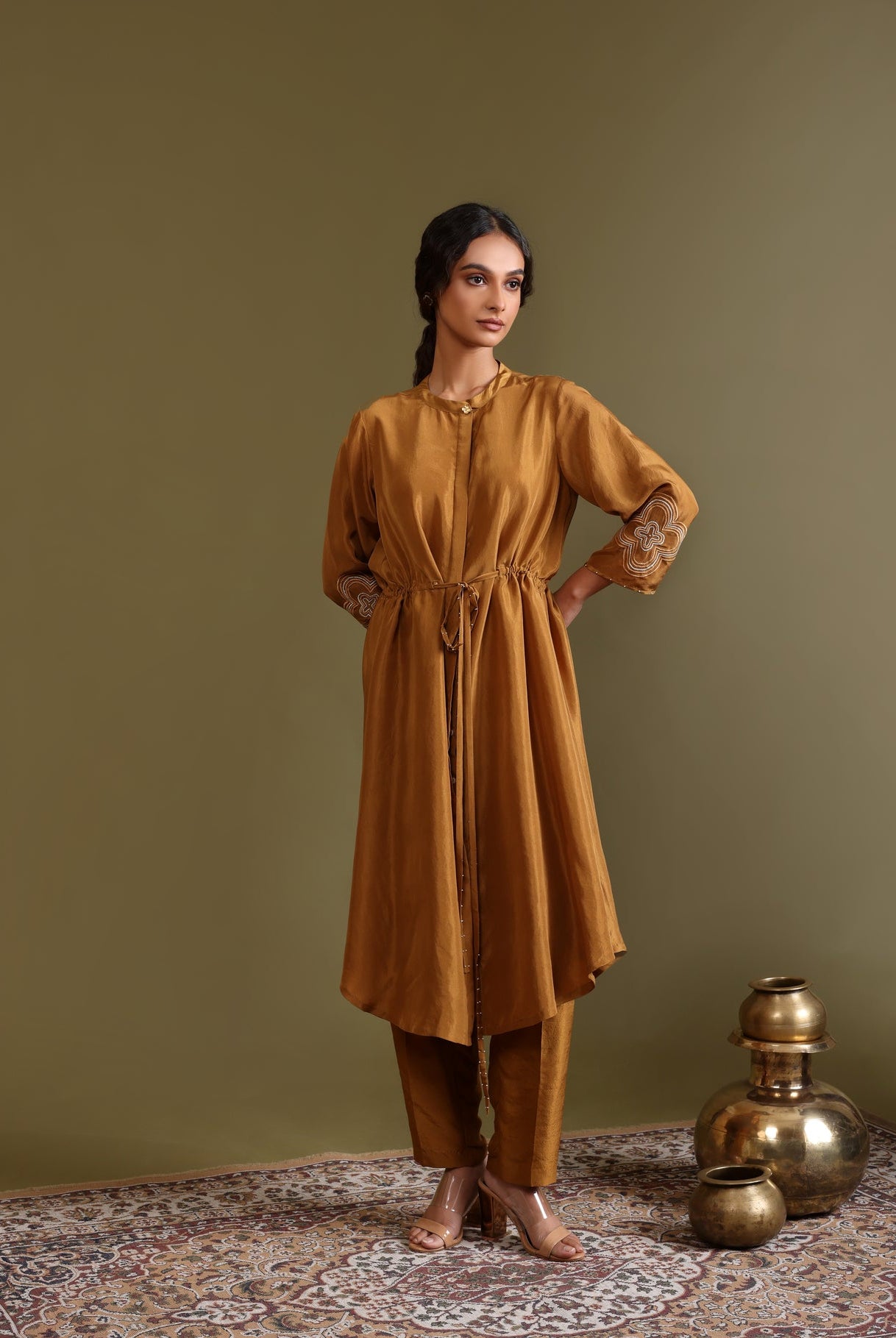 Mrittika Outfit - CiceroniKurta Set, Festive WearChokhi Chorri