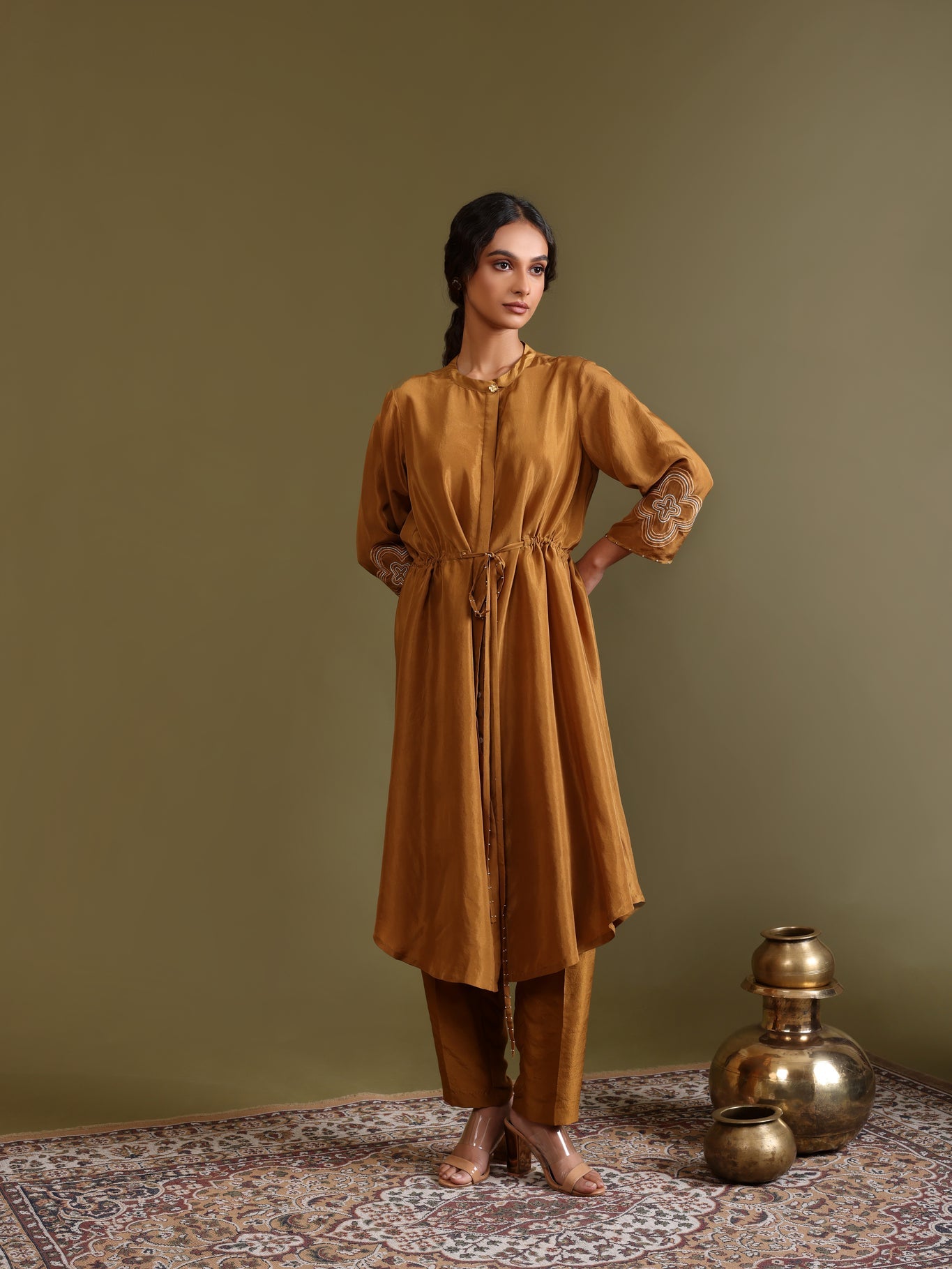 Mrittika Outfit - CiceroniKurta Set, Festive WearChokhi Chorri