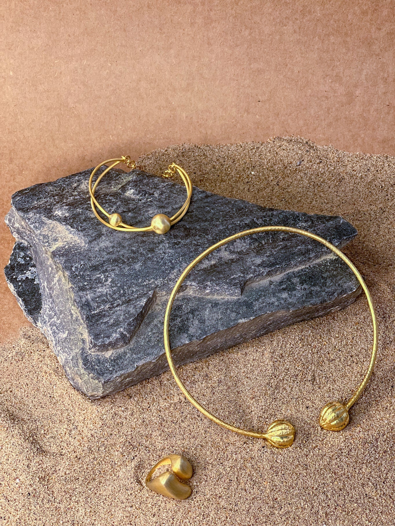 Nacre Choker - CiceroniNeckpieceThe Loom Art