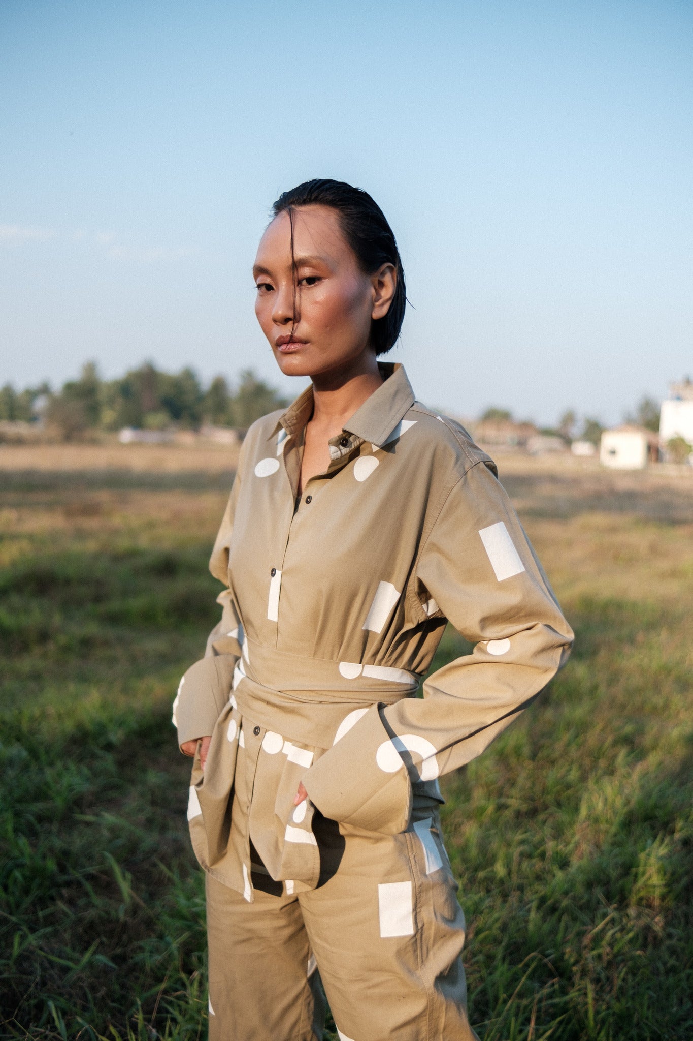 Nara Front Knot Shirt - Triangle Print - CiceroniShirtsThe Terra Tribe