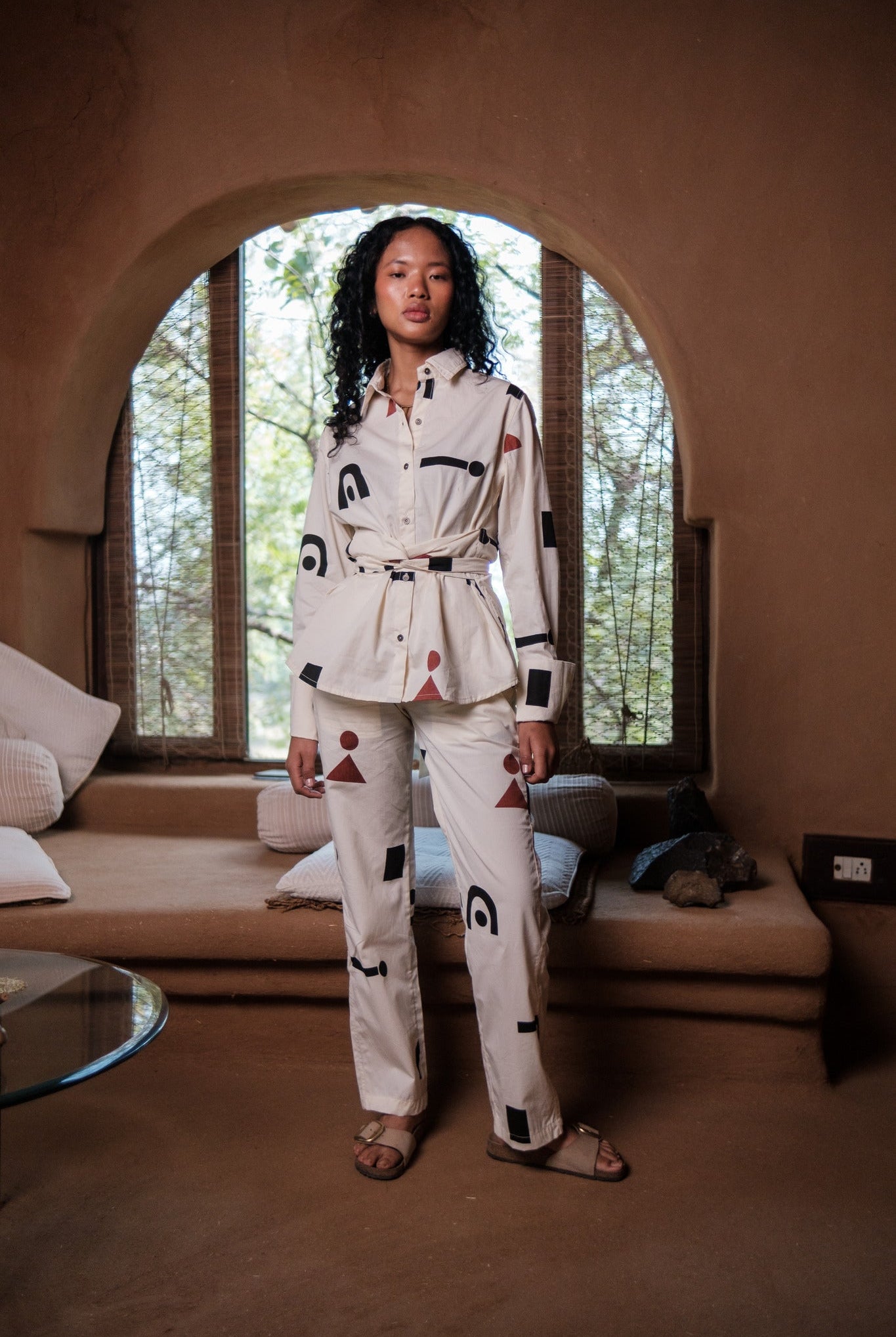 Nara Front Knot Shirt - Triangle Print - CiceroniShirtsThe Terra Tribe