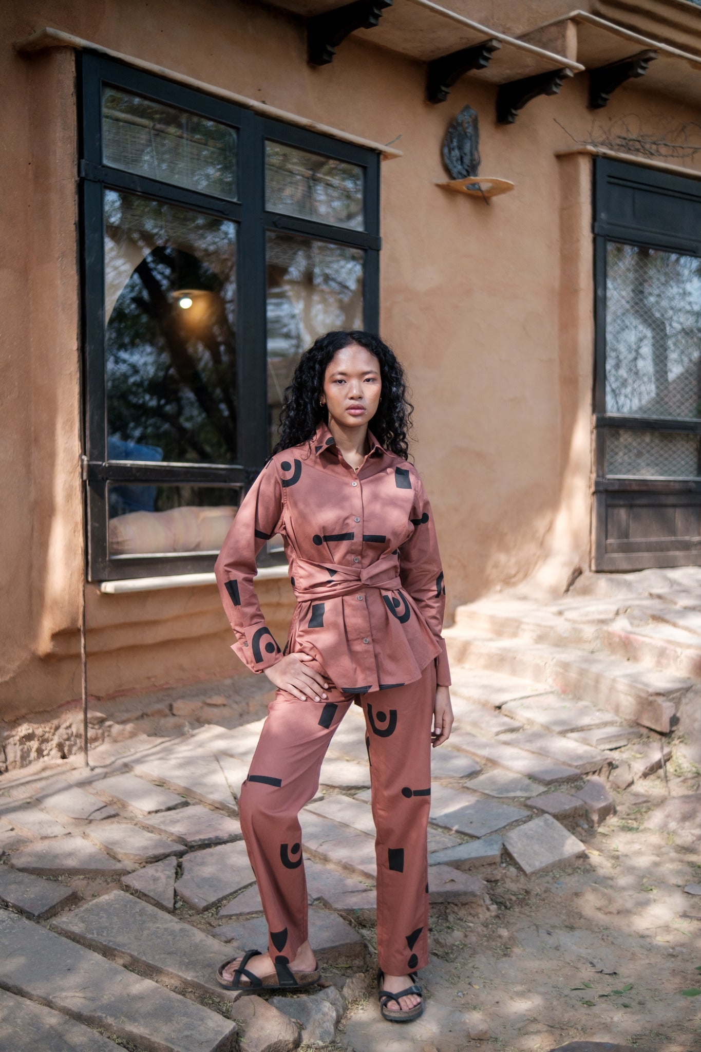 Nara Front Knot Shirt - Triangle Print - CiceroniShirtsThe Terra Tribe