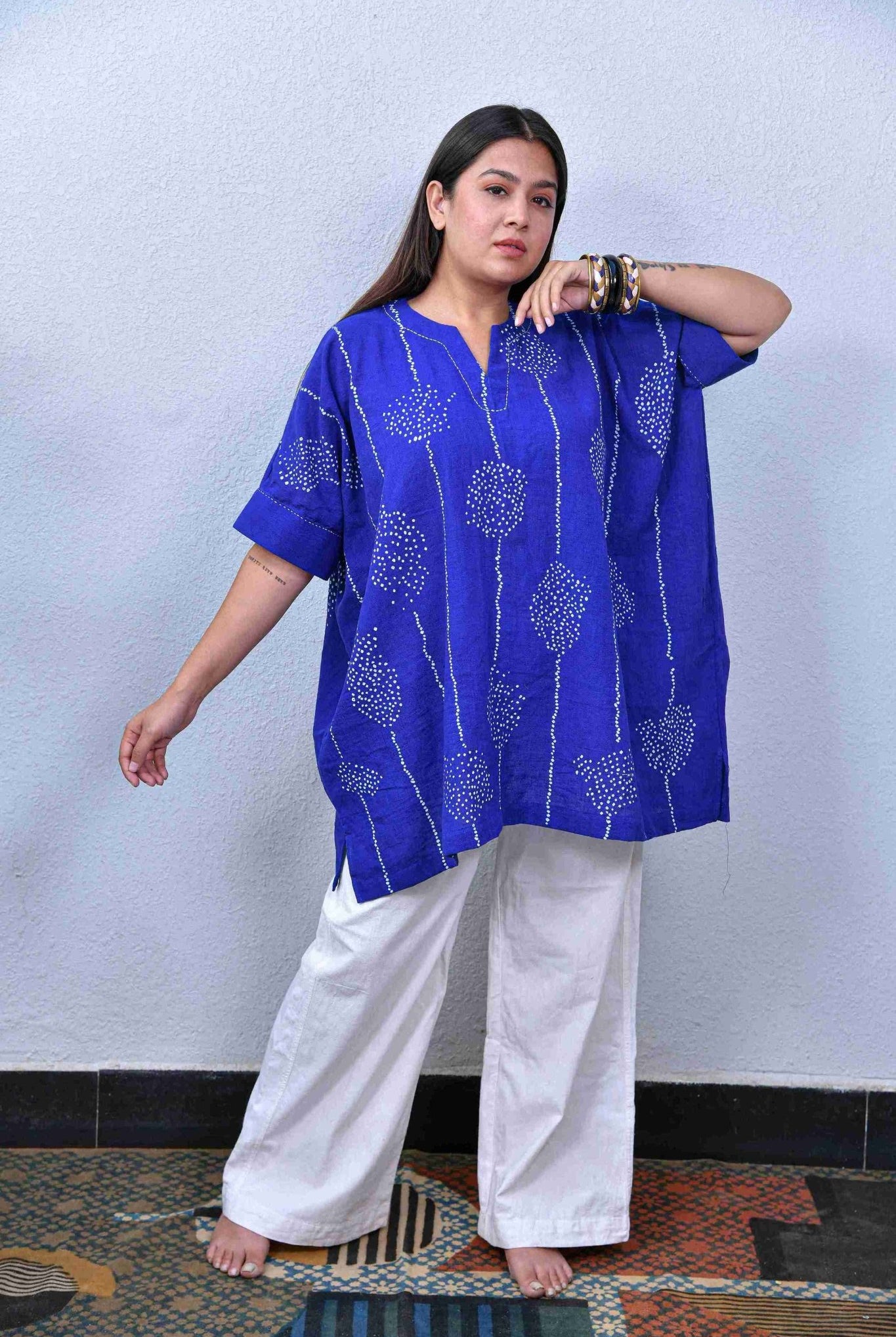 Neel Distorted Line Top - CiceroniTopsYD Aashiya