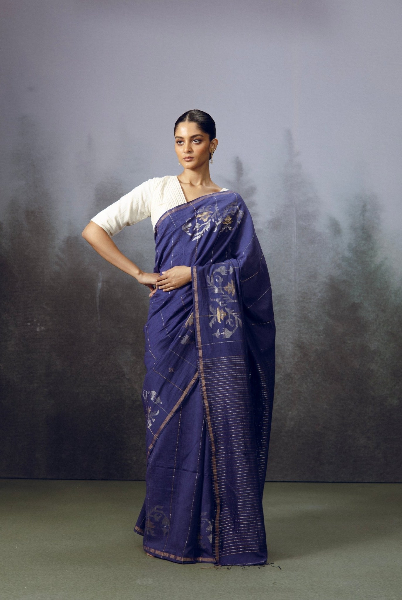Nilaya Saree - CiceroniSareeGulmohar Calcutta