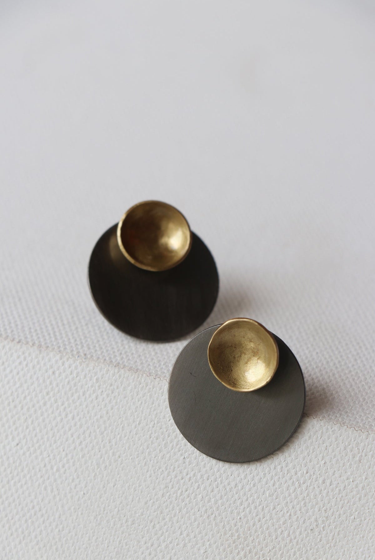 Nova - Circle Drop Earring - Black - CiceroniEarringsLukka Chuppi