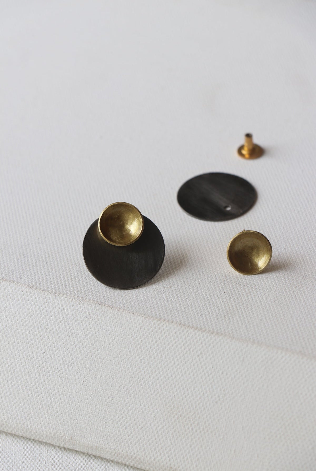 Nova - Circle Drop Earring - Black - CiceroniEarringsLukka Chuppi