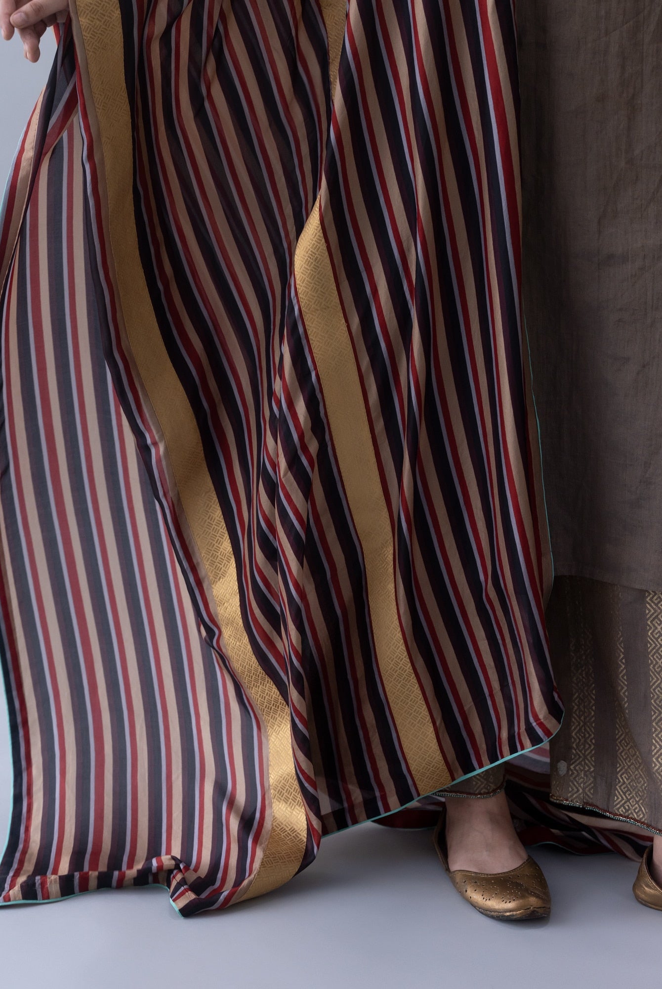 Nyima Black Dupatta - CiceroniDupattaShades of India