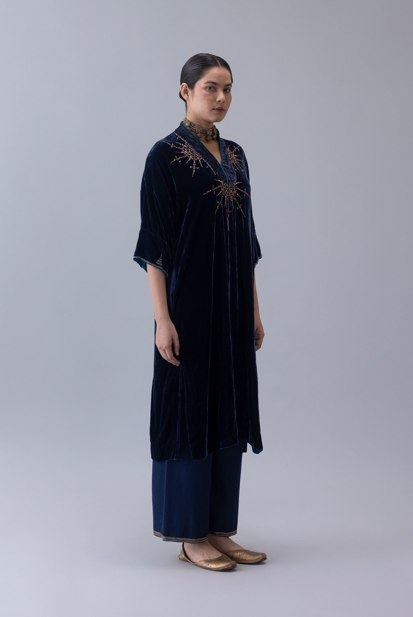 Nyin Indigo Kaftan - CiceroniKaftanShades of India